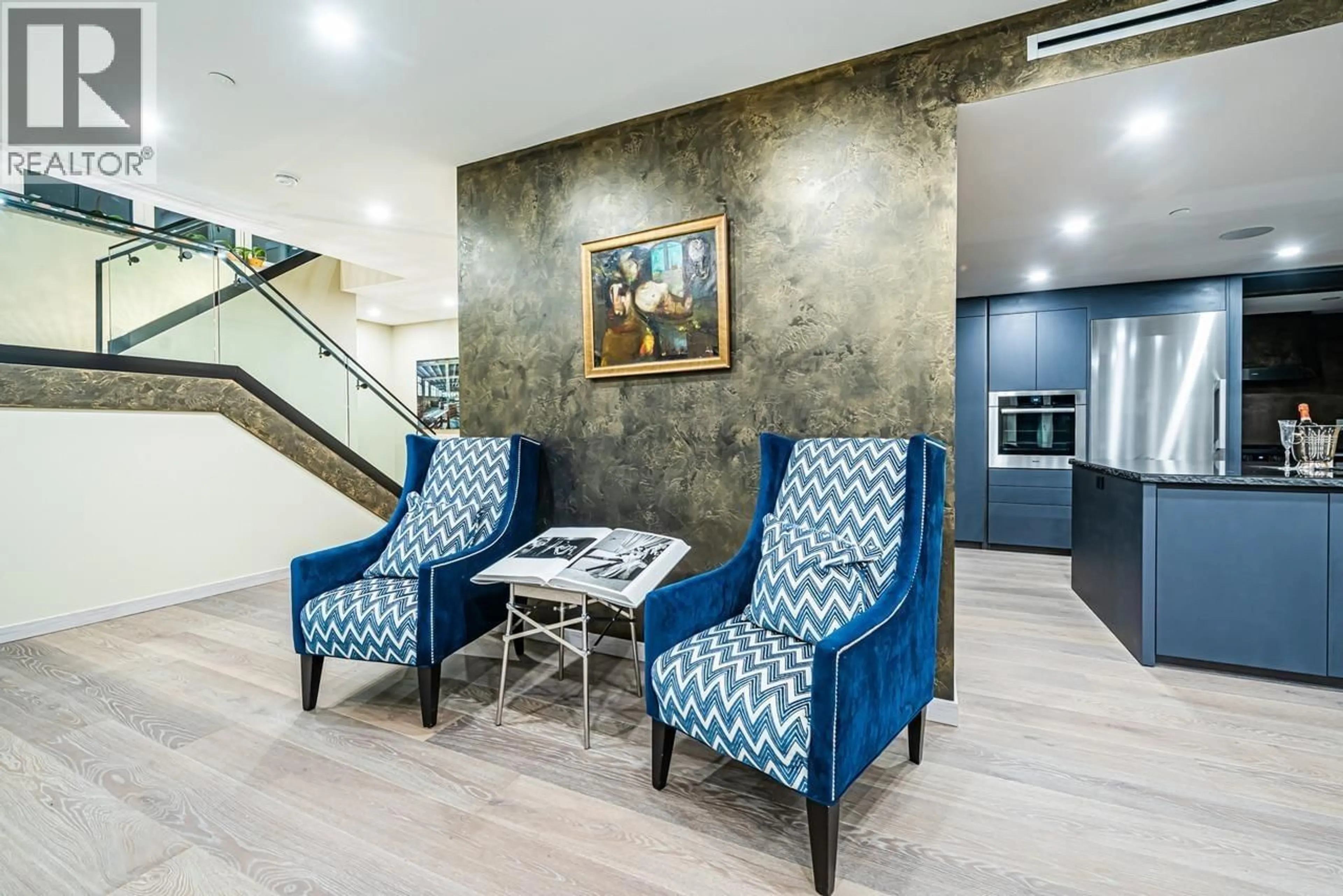 Unknown for 594 CRAIGMOHR DRIVE, West Vancouver British Columbia V7S1X2