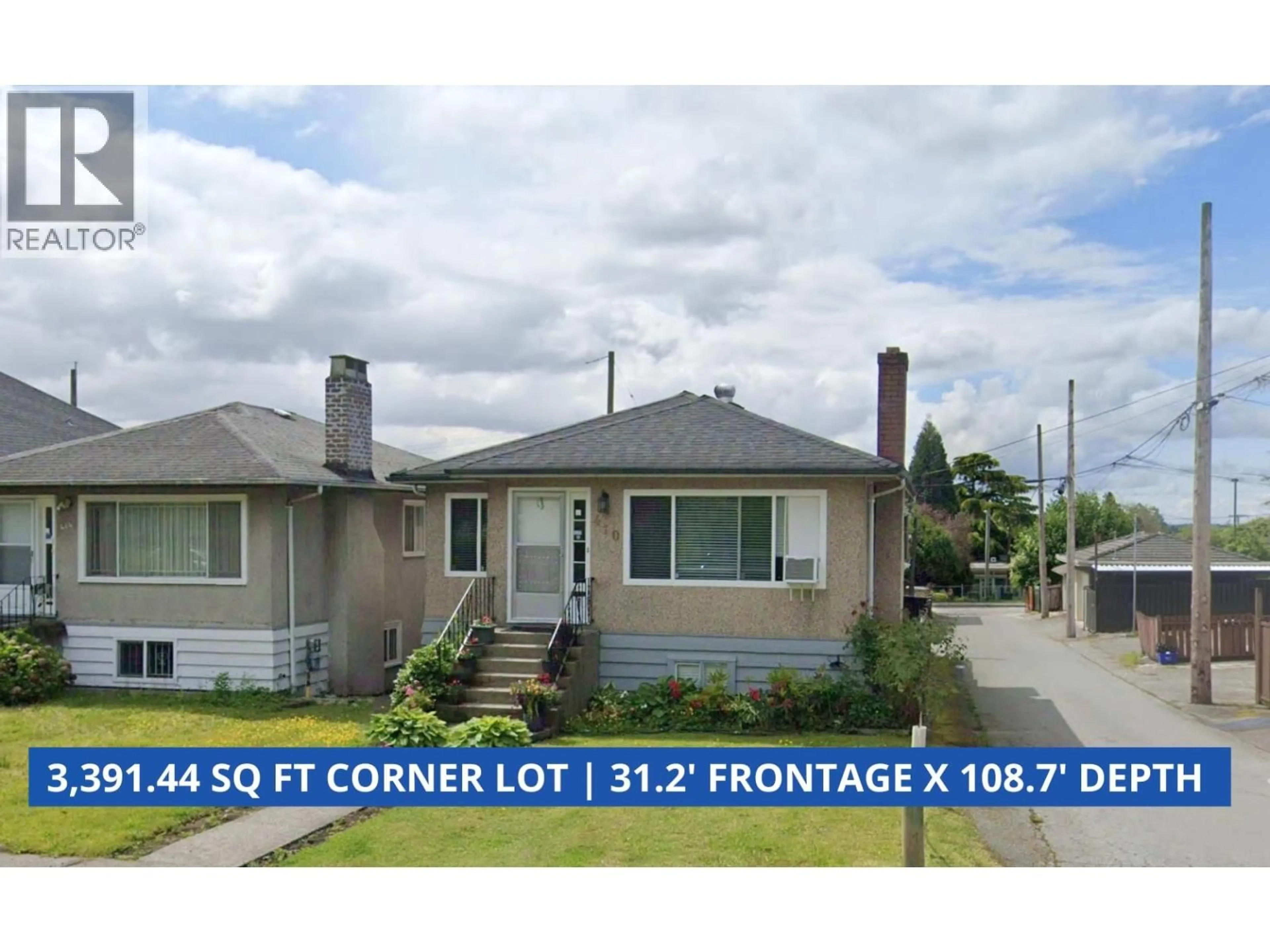 A pic from outside/outdoor area/front of a property/back of a property/a pic from drone, street for 410 60TH AVENUE, Vancouver British Columbia V5X1Z9