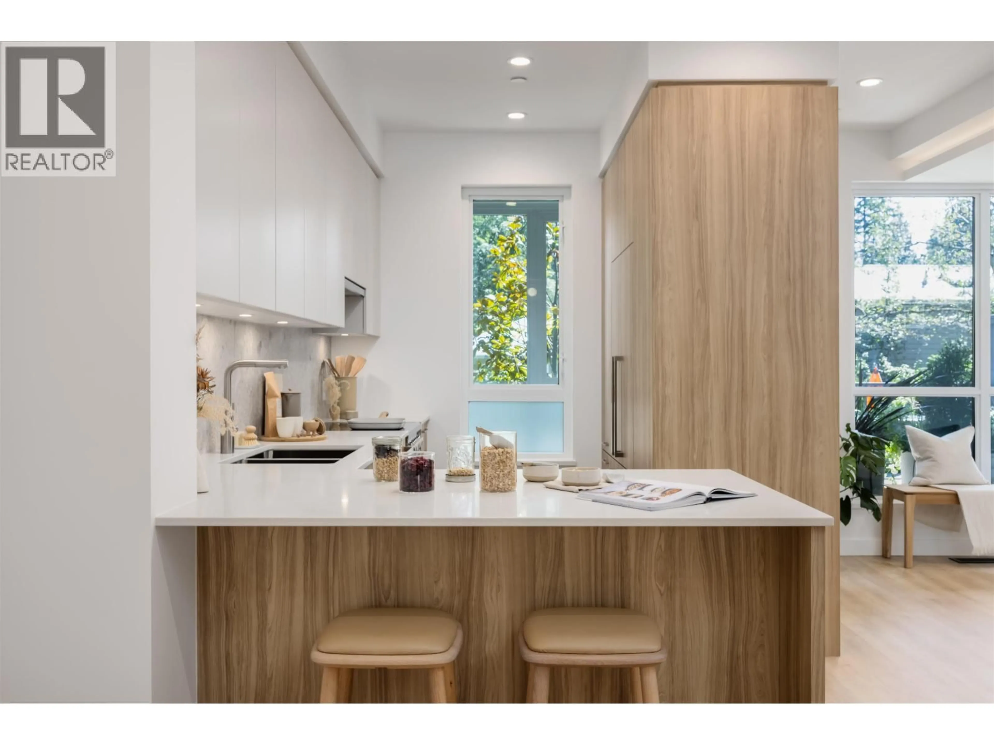 Unknown for 105 - 2304 EMERY COURT, North Vancouver British Columbia V0V0V0