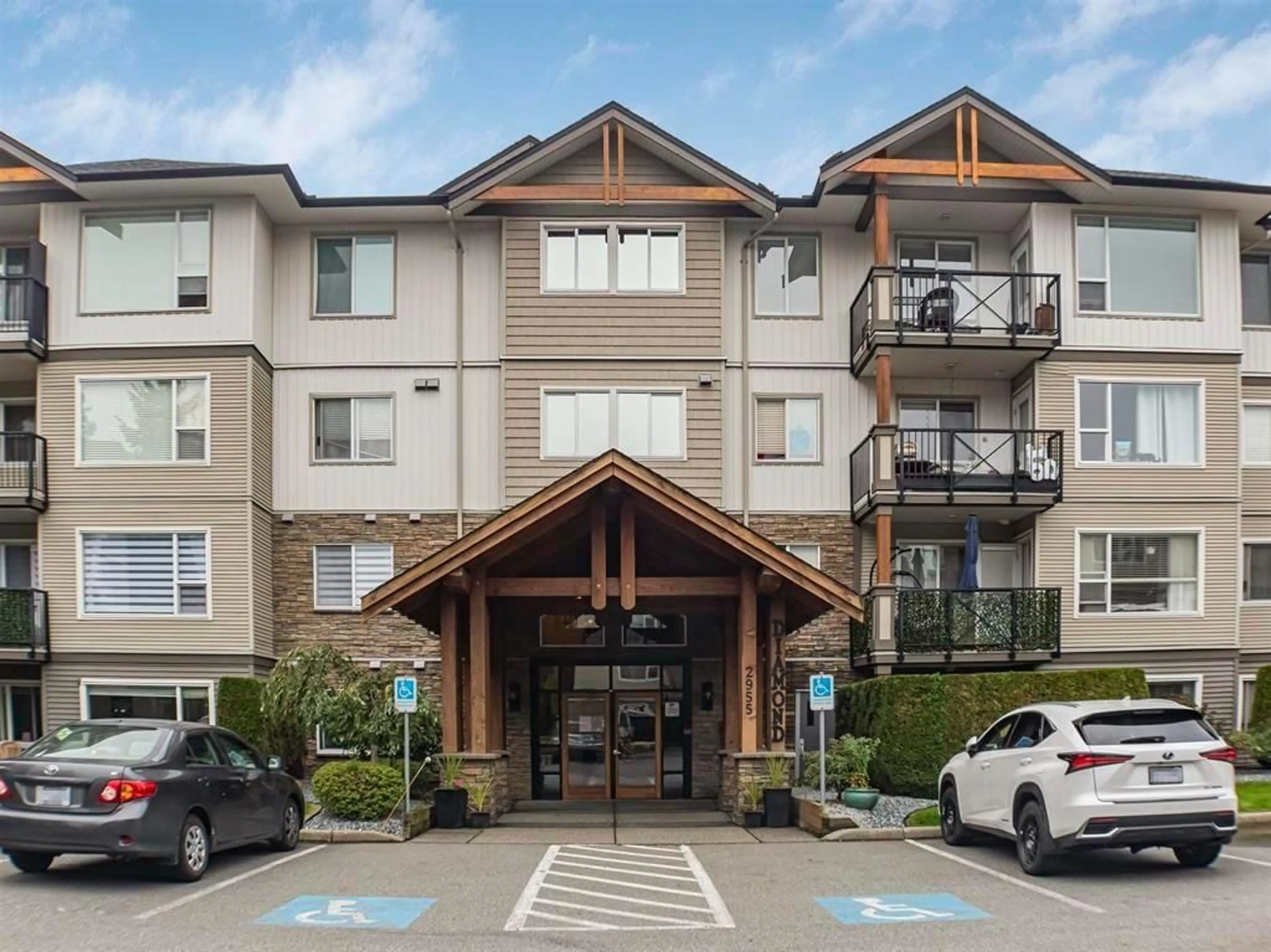 Unknown for 101 - 2955 DIAMOND, Abbotsford British Columbia V2T2L5