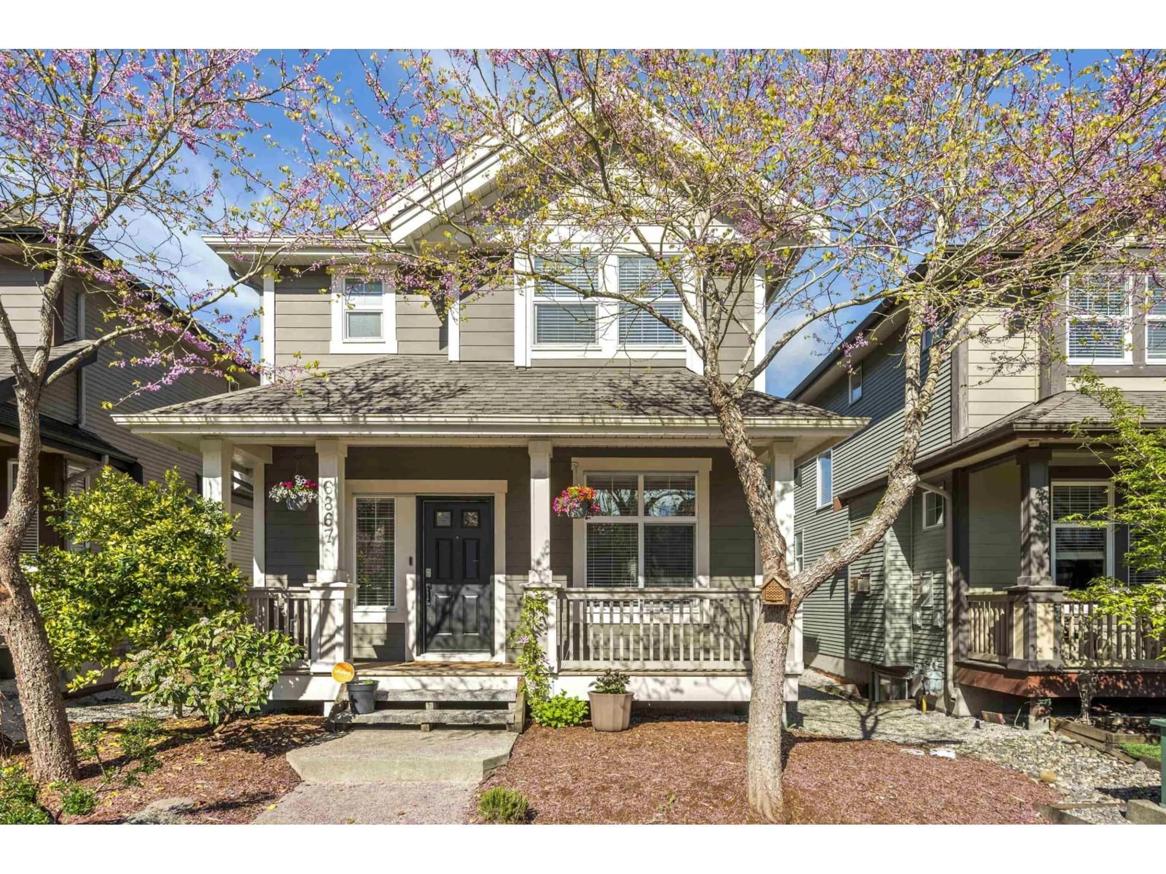 Home with vinyl exterior material, street for 6867 208A, Langley British Columbia V2Y0G2