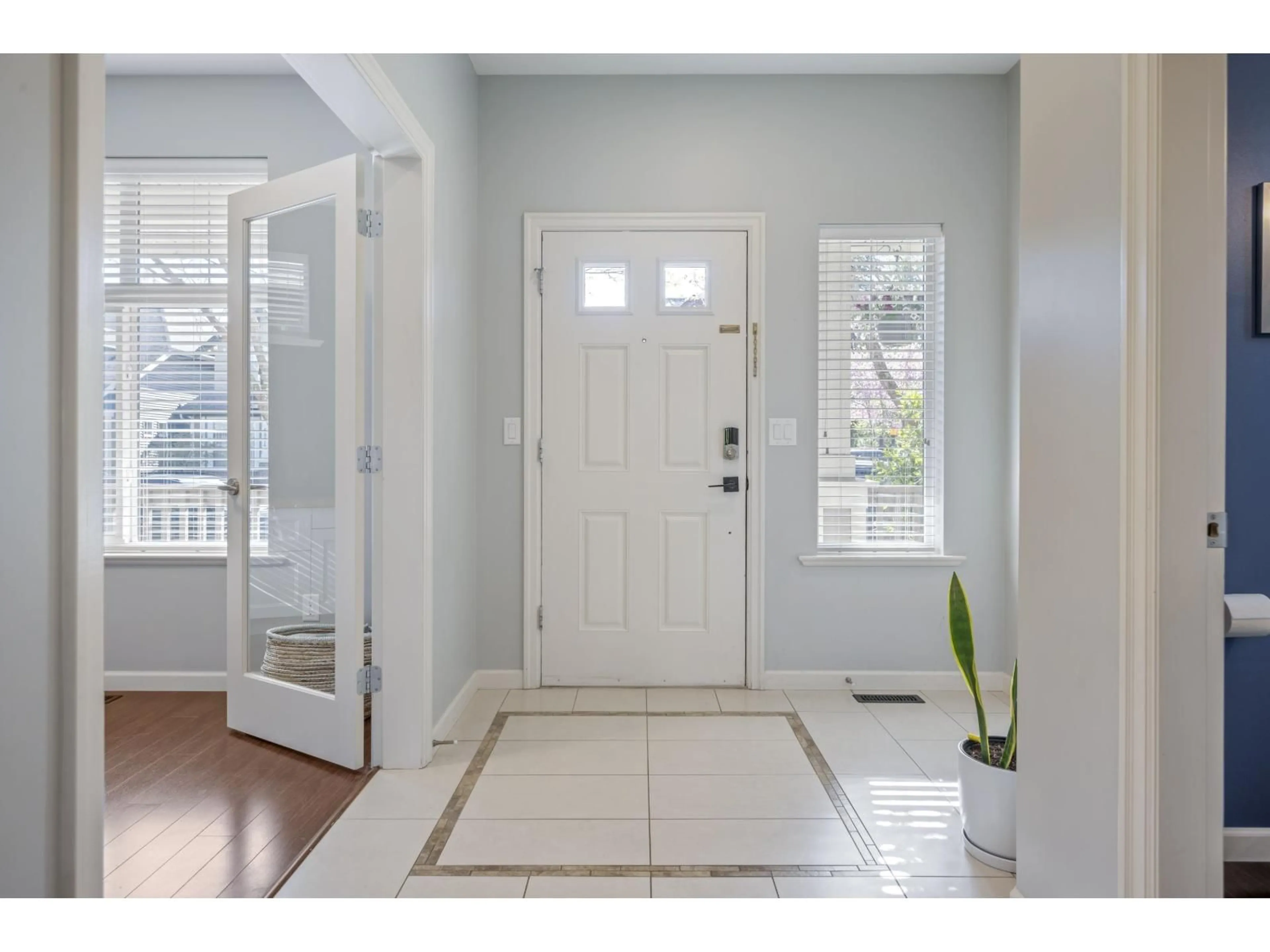 Indoor entryway for 6867 208A, Langley British Columbia V2Y0G2