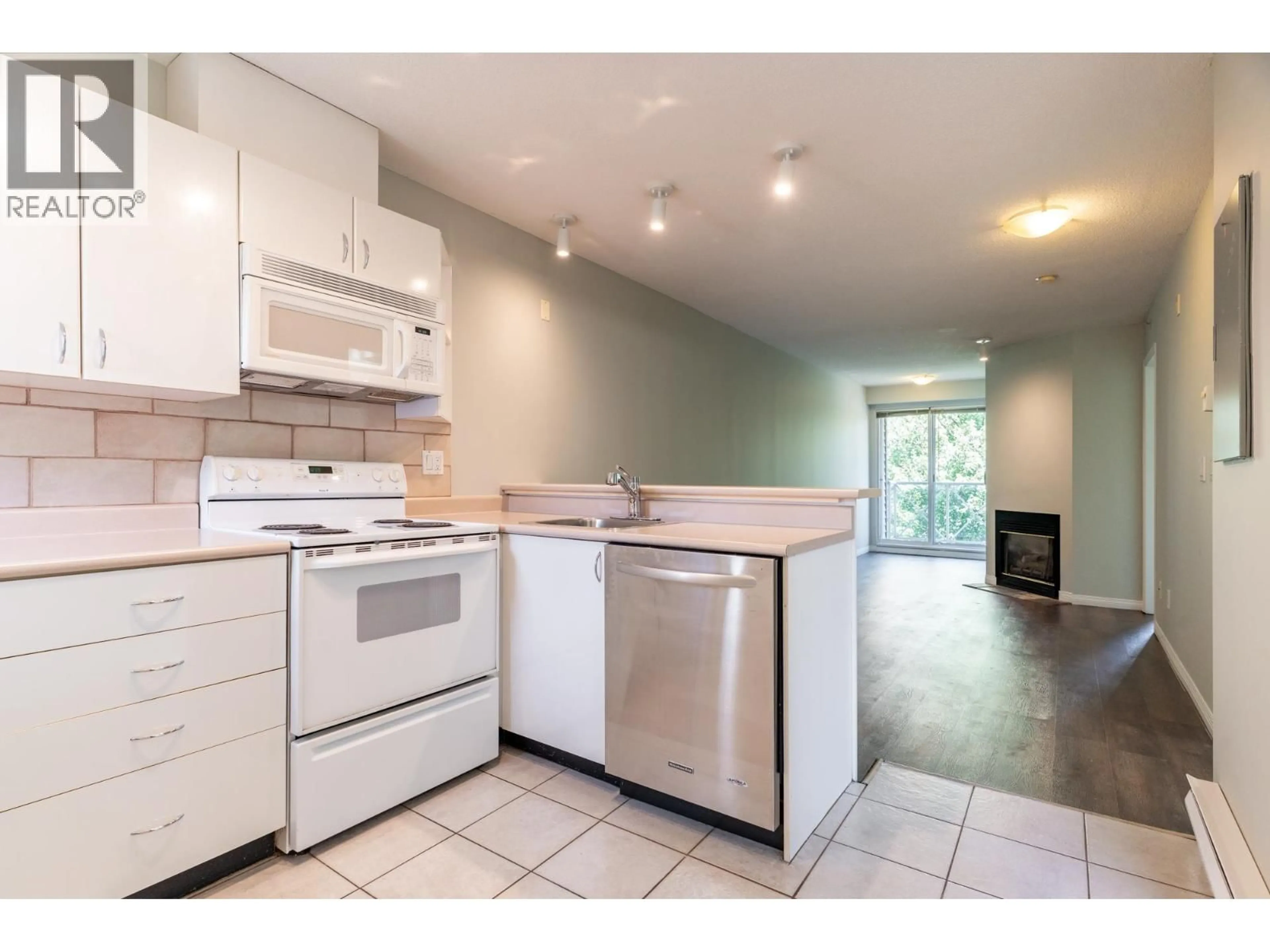 Standard kitchen, unknown for 404 - 528 ROCHESTER AVENUE, Coquitlam British Columbia V3K7A5