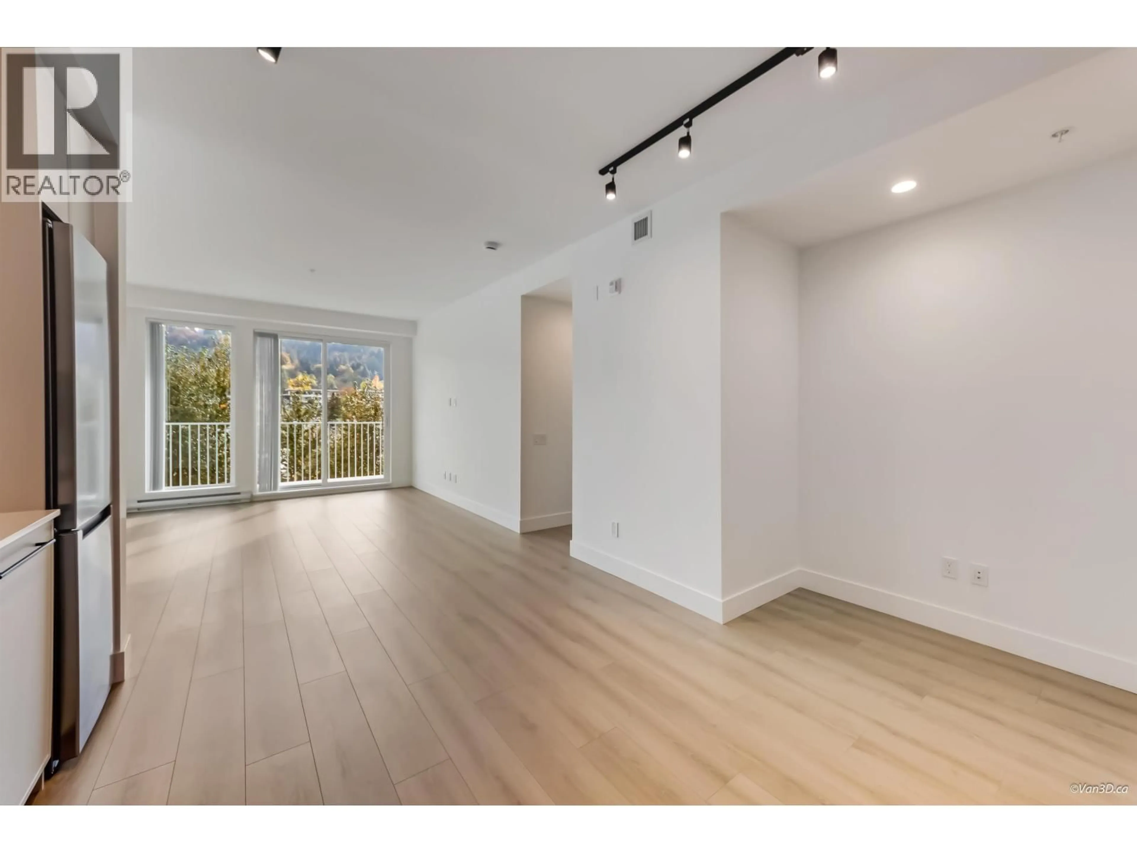 A pic of a room for 408 - 3075 MURRAY STREET, Port Moody British Columbia V3H1X3