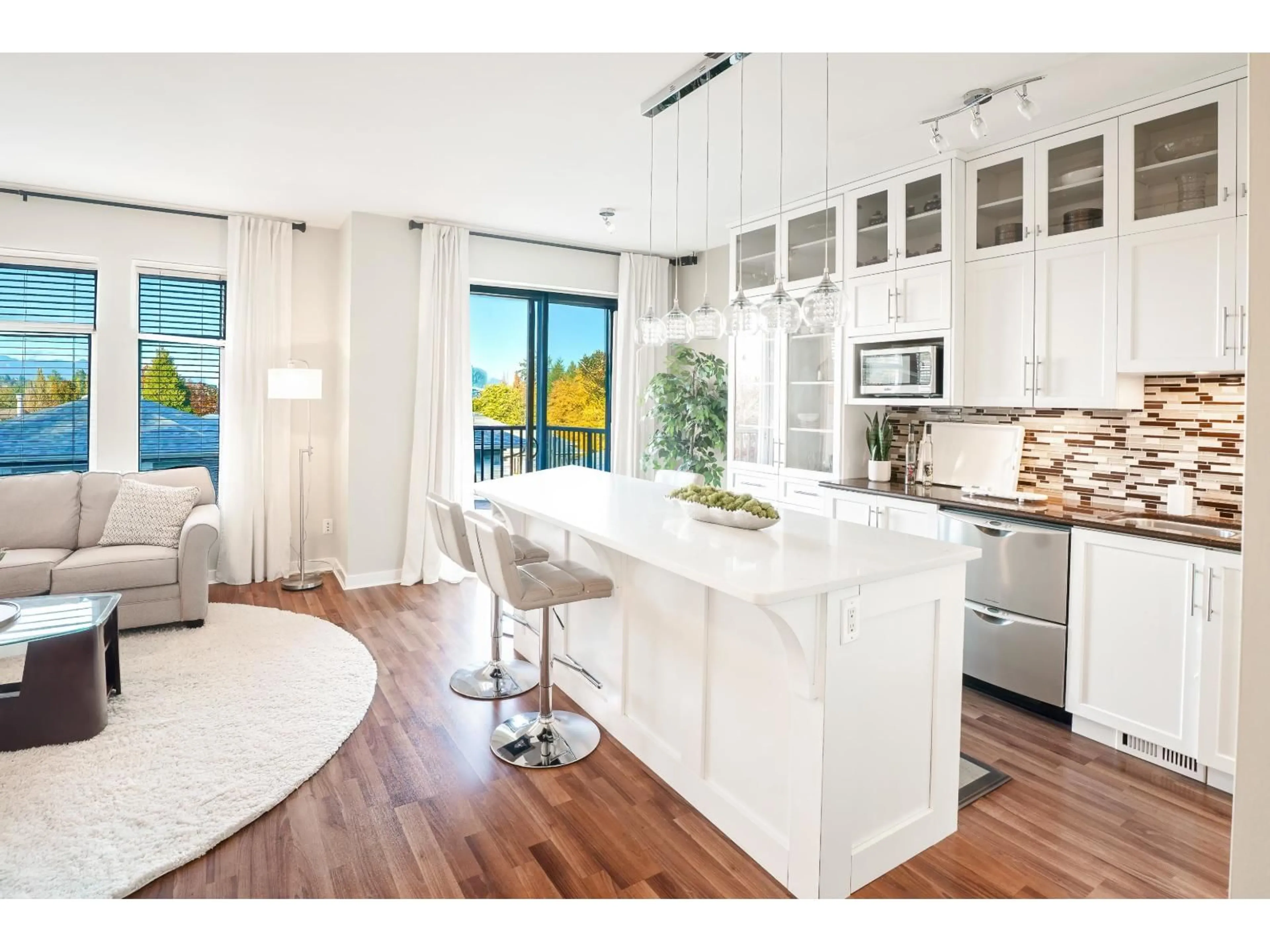 Open concept kitchen, unknown for 35 - 15188 62A, Surrey British Columbia V3S1W7