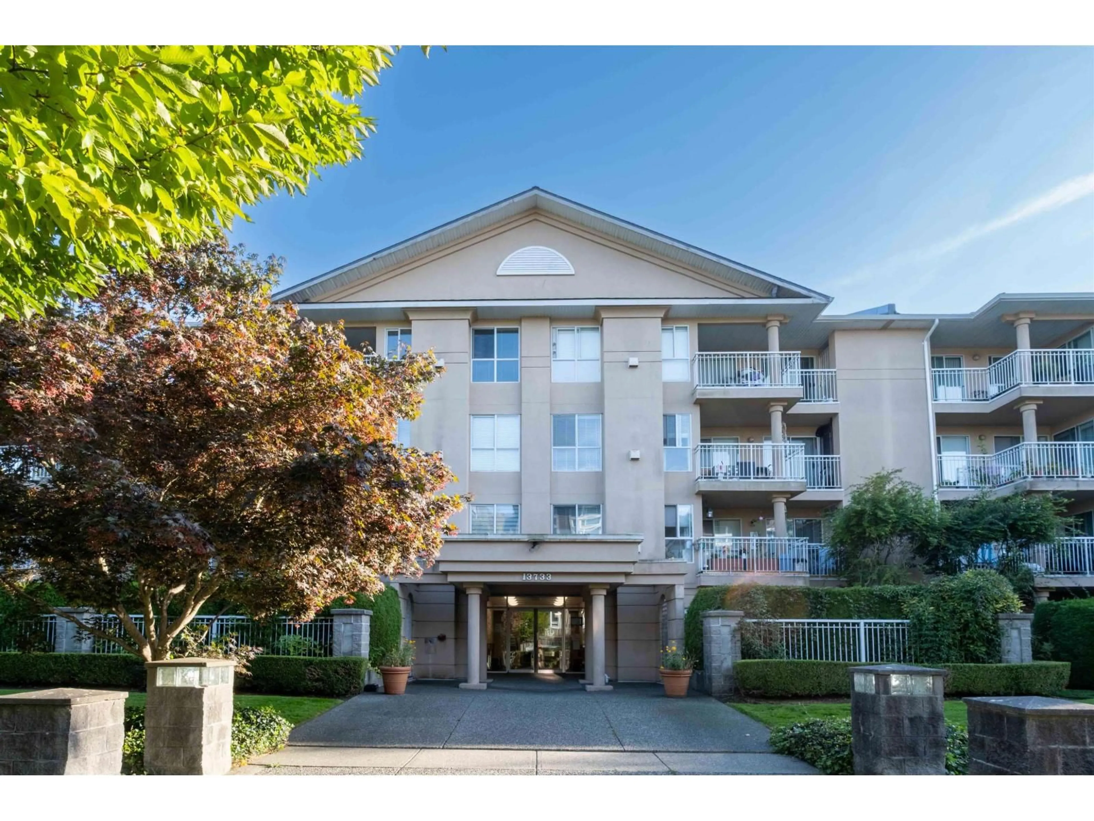 Unknown for 305 - 13733 74, Surrey British Columbia V3W1B8