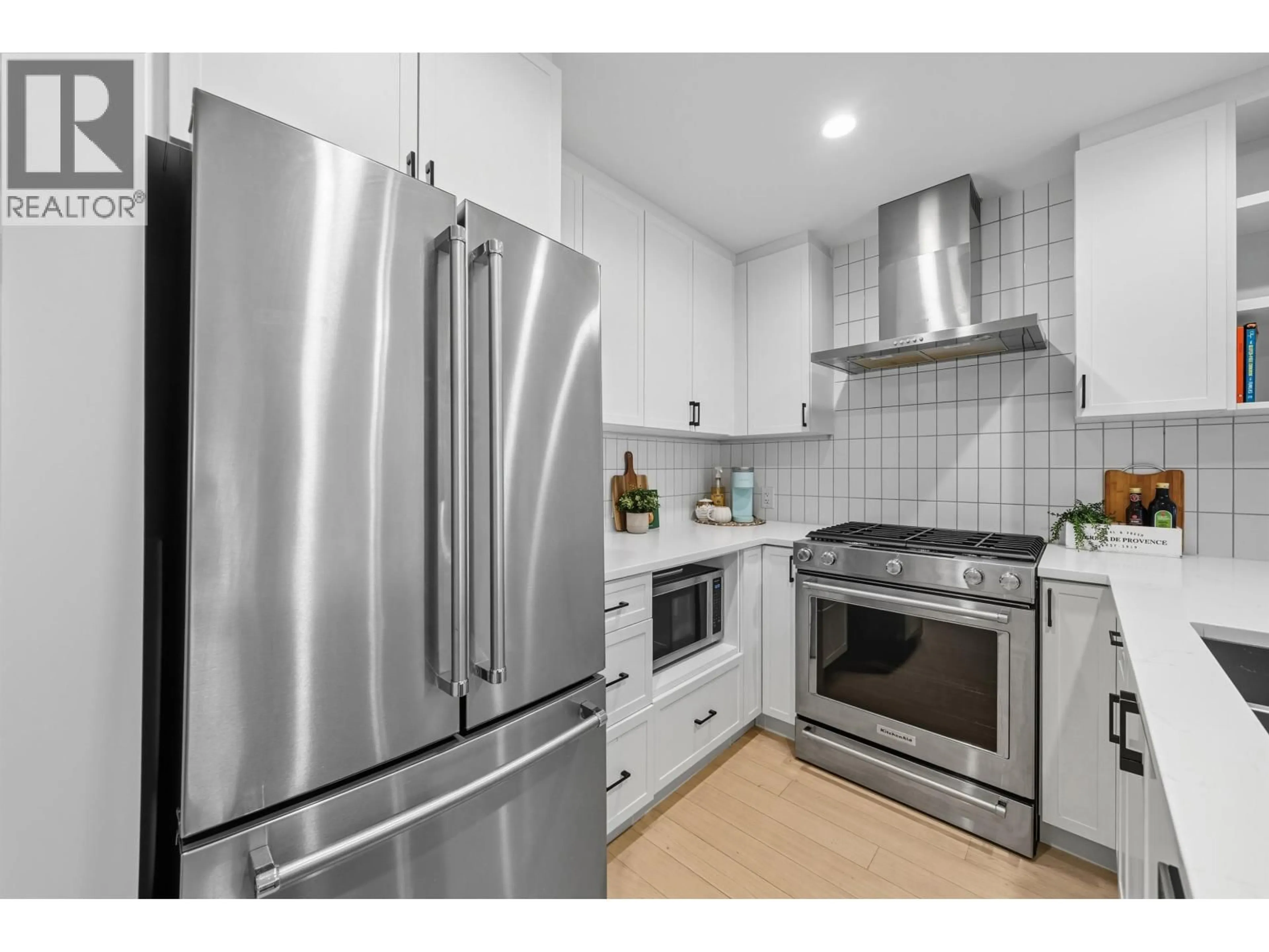 Standard kitchen, ceramic/tile floor for 201 - 22226 BROWN AVENUE, Maple Ridge British Columbia V2X4R2