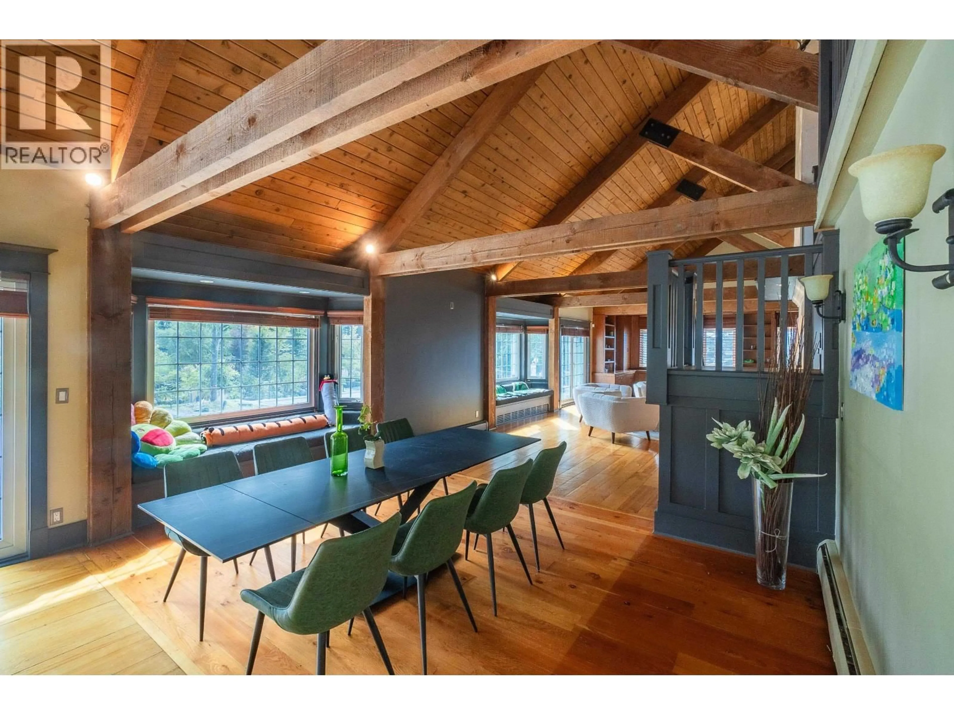 Dining room, wood/laminate floor for 9260 SIDAWAY ROAD, Richmond British Columbia V6W1C2