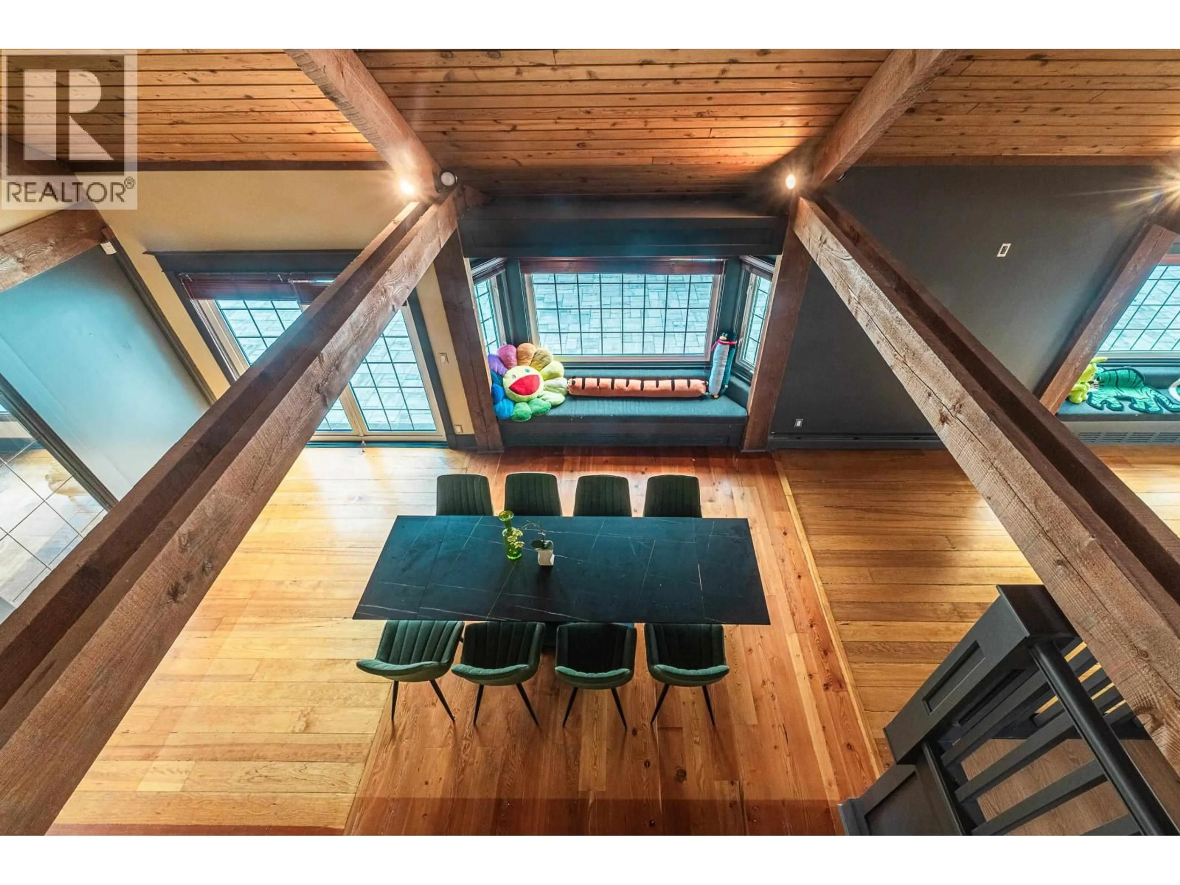 Dining room, wood/laminate floor for 9260 SIDAWAY ROAD, Richmond British Columbia V6W1C2