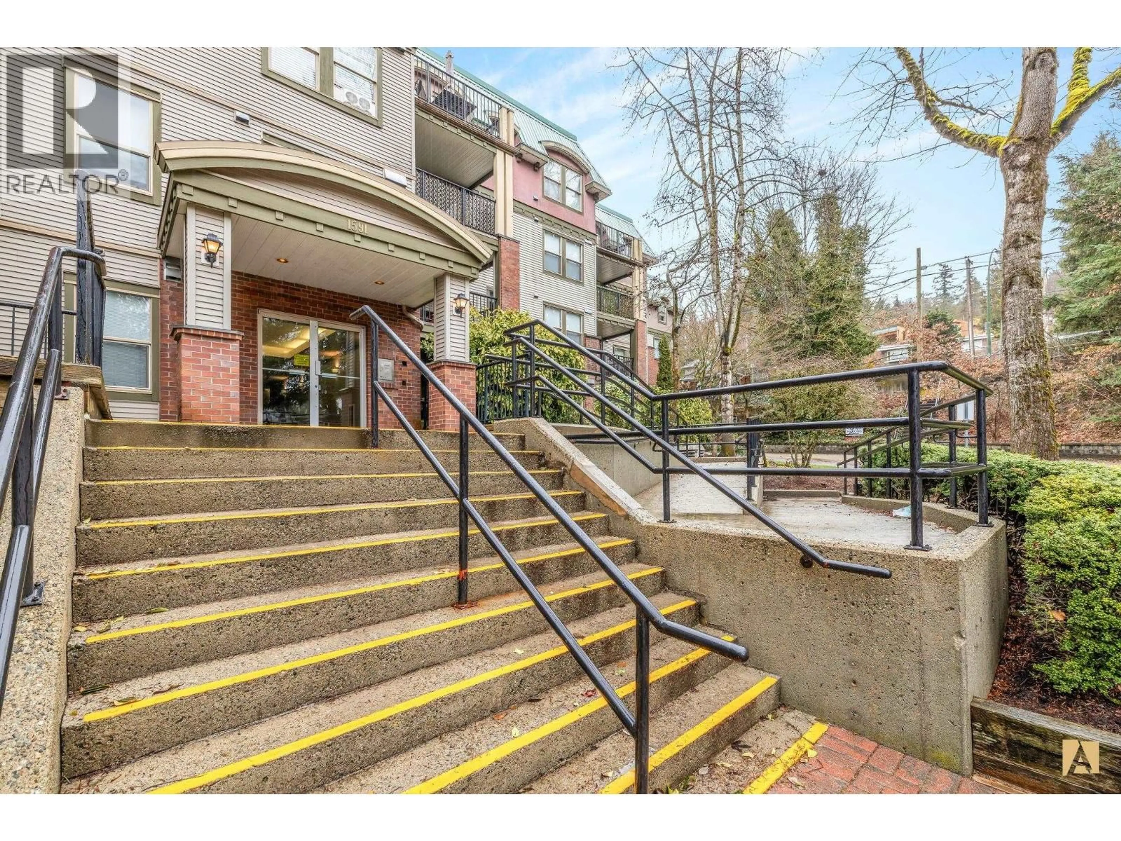 Unknown for 415 - 1591 BOOTH AVENUE, Coquitlam British Columbia V3K1B7