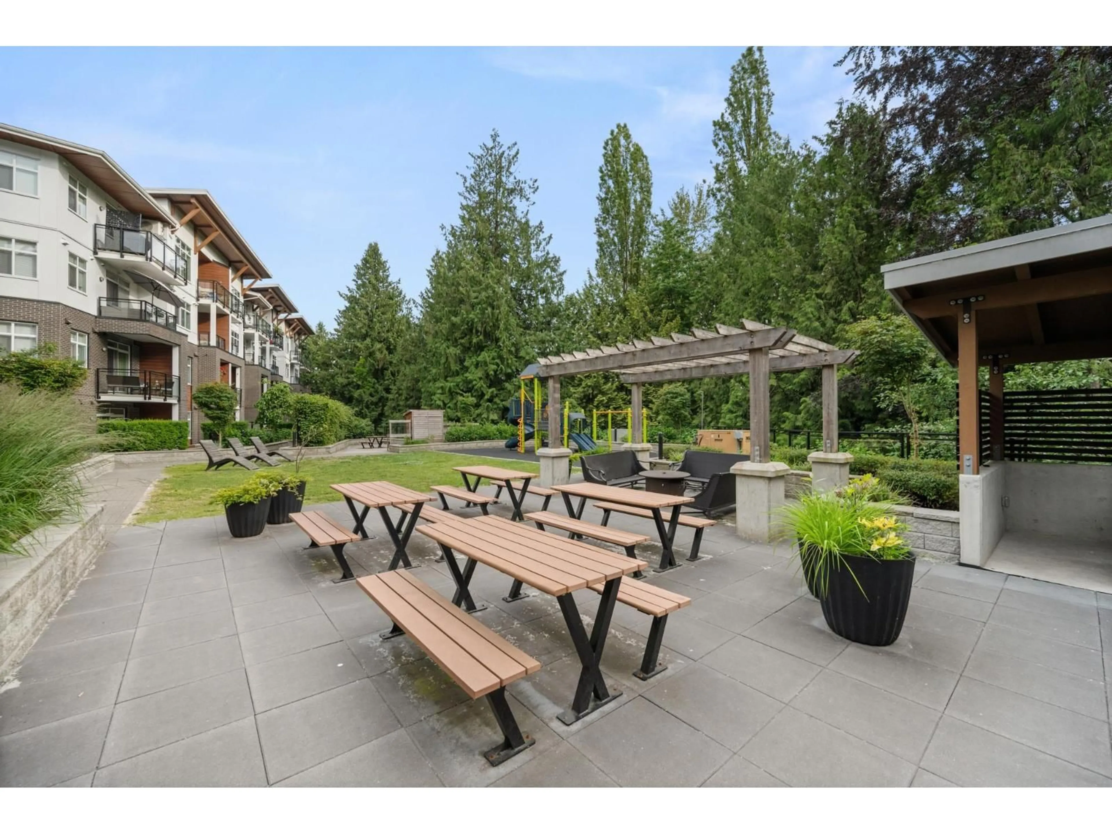 Patio, mountain view for 424 - 5415 BRYDON, Langley British Columbia V3A0N4