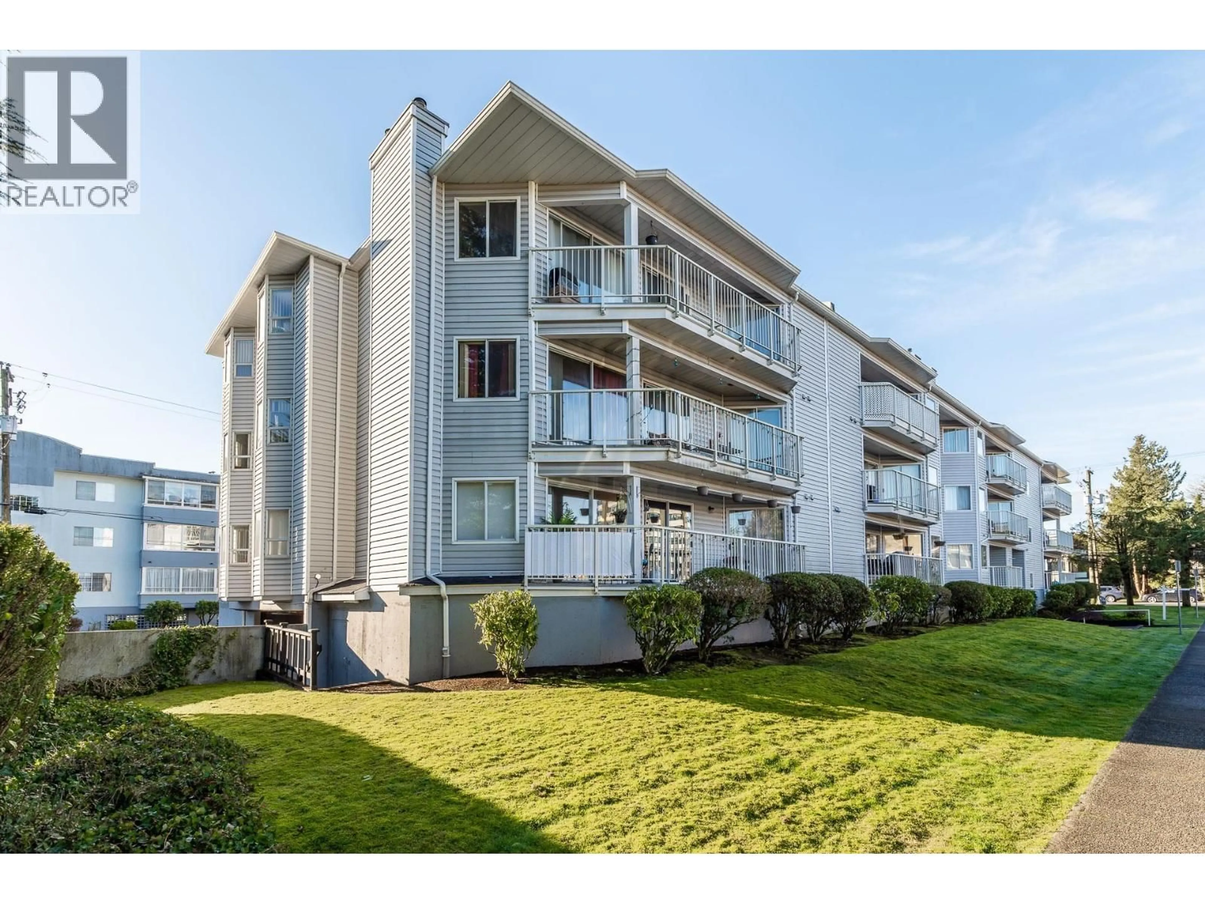 Unknown for 105 - 22222 119 AVENUE, Maple Ridge British Columbia V2X2Y9