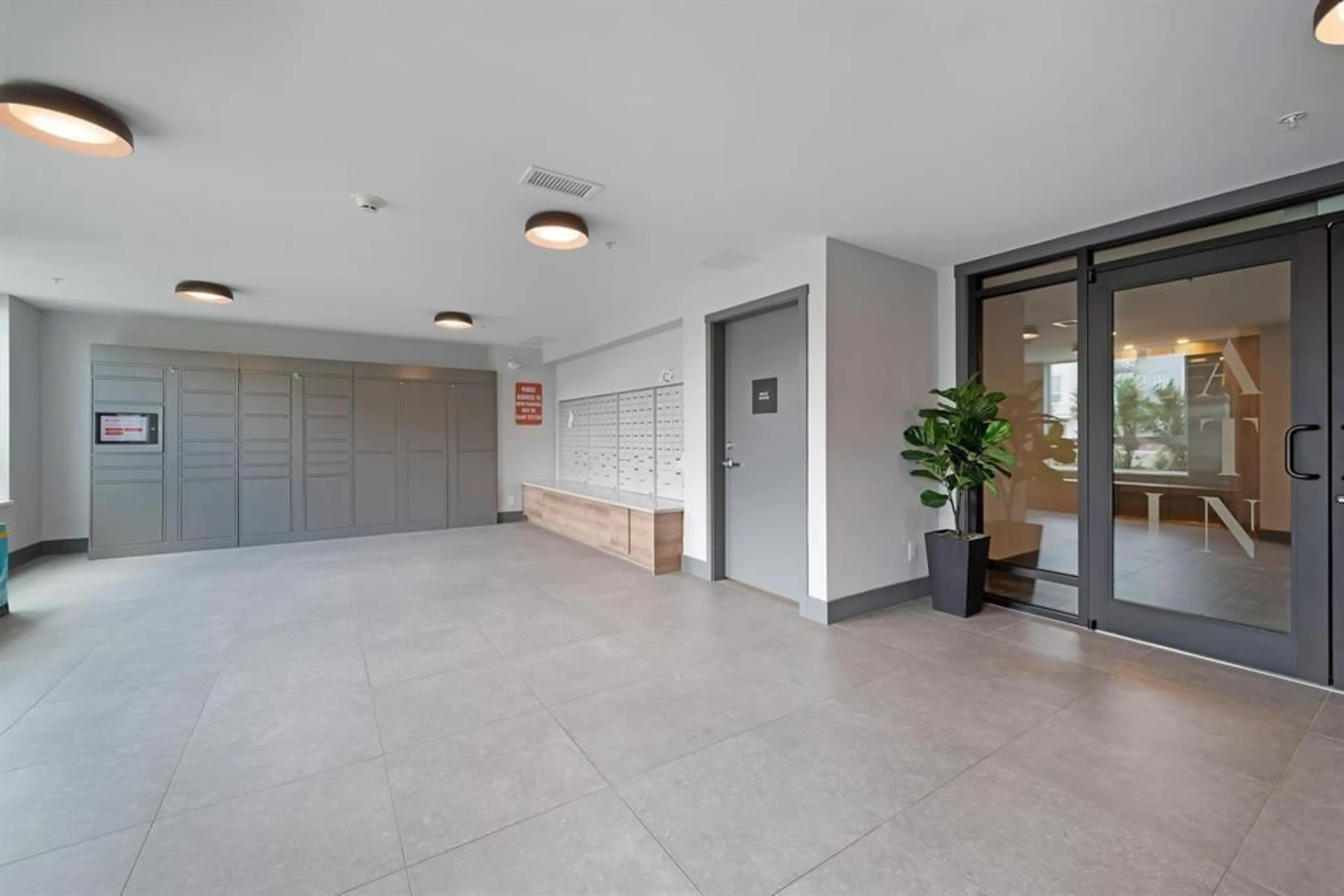 Indoor foyer for 207 - 8117 200A, Langley British Columbia V2Y3W9