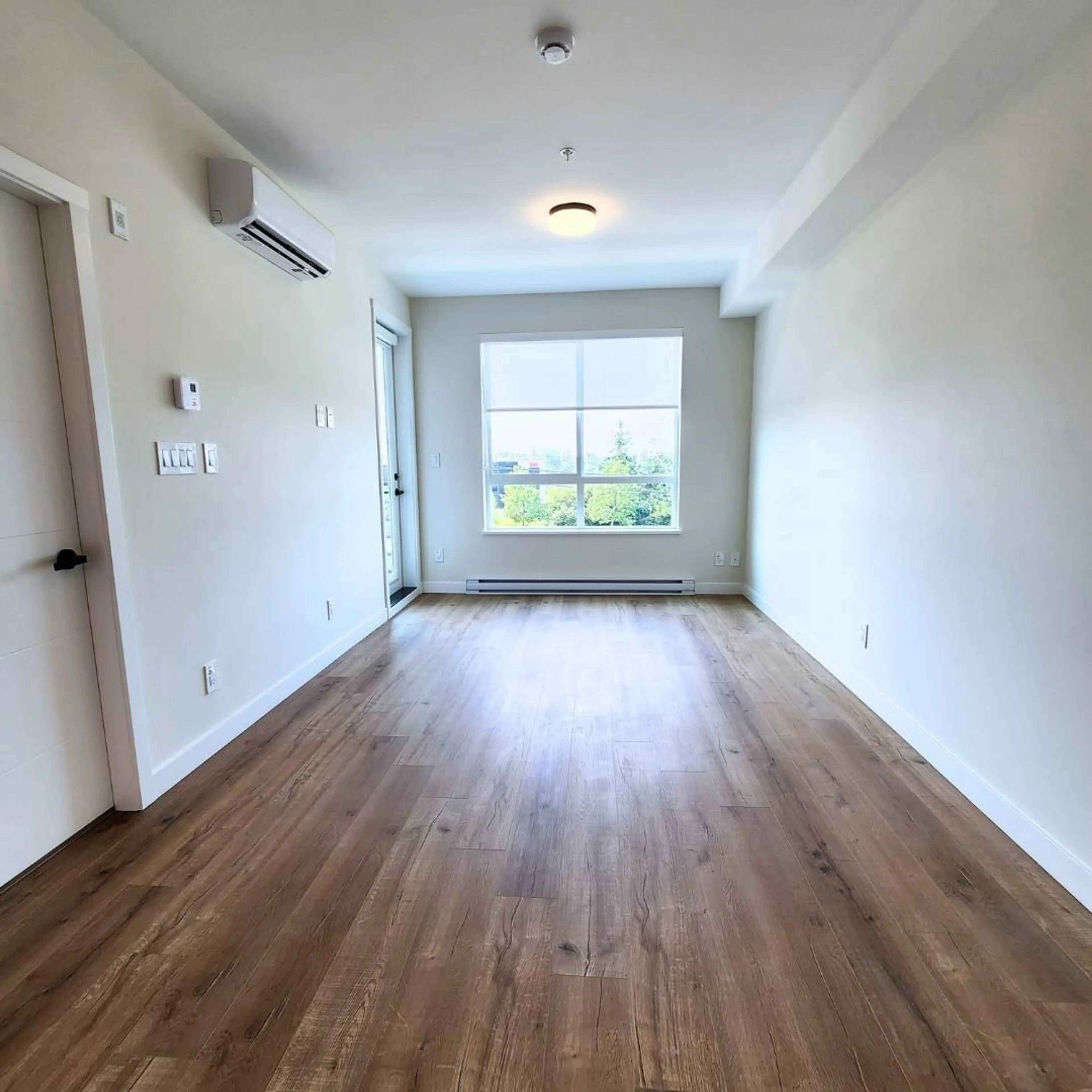 A pic of a room for 207 - 8117 200A, Langley British Columbia V2Y3W9
