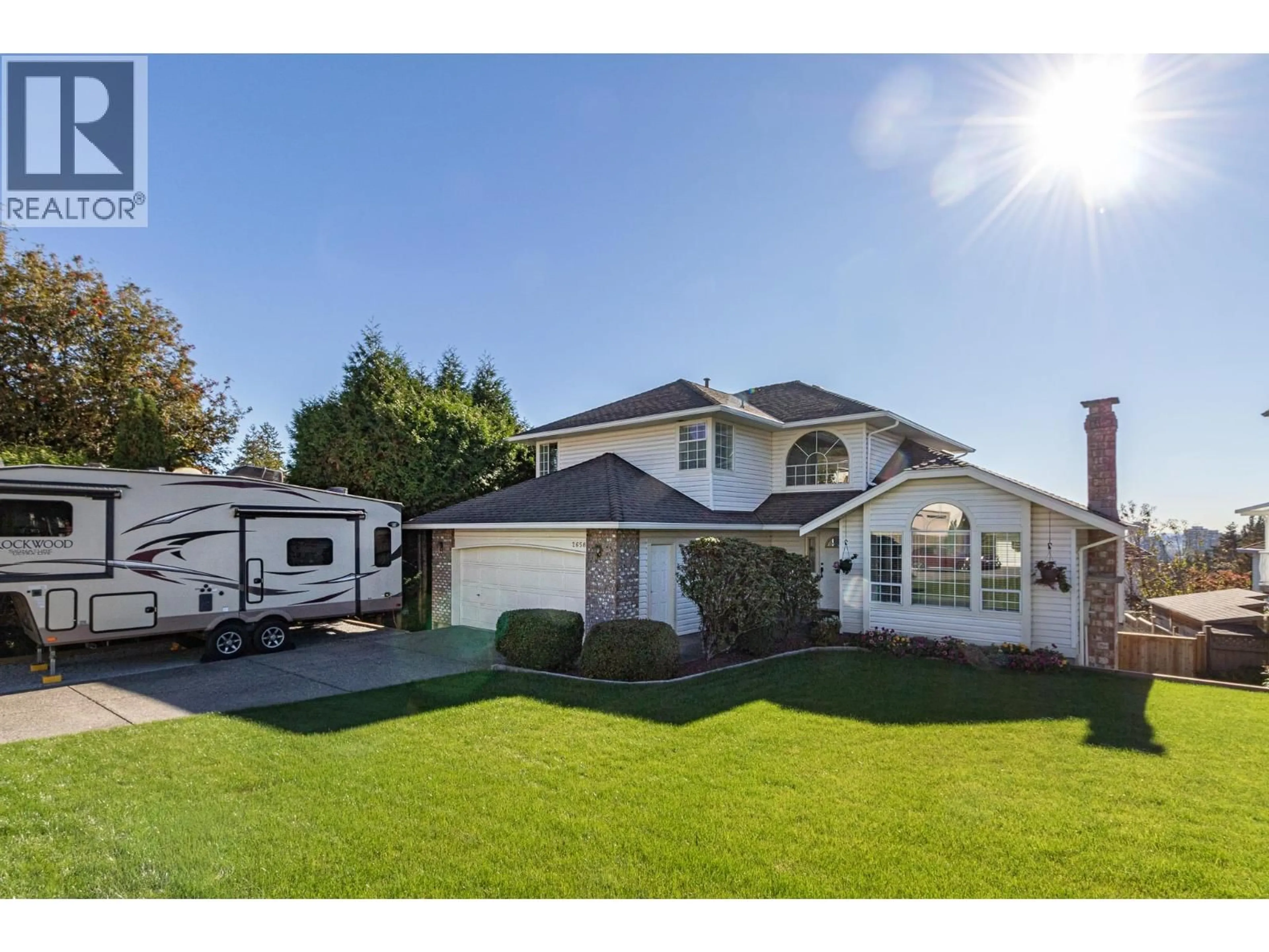 Home with vinyl exterior material, street for 2658 DELAHAYE DRIVE, Coquitlam British Columbia V3B7E7