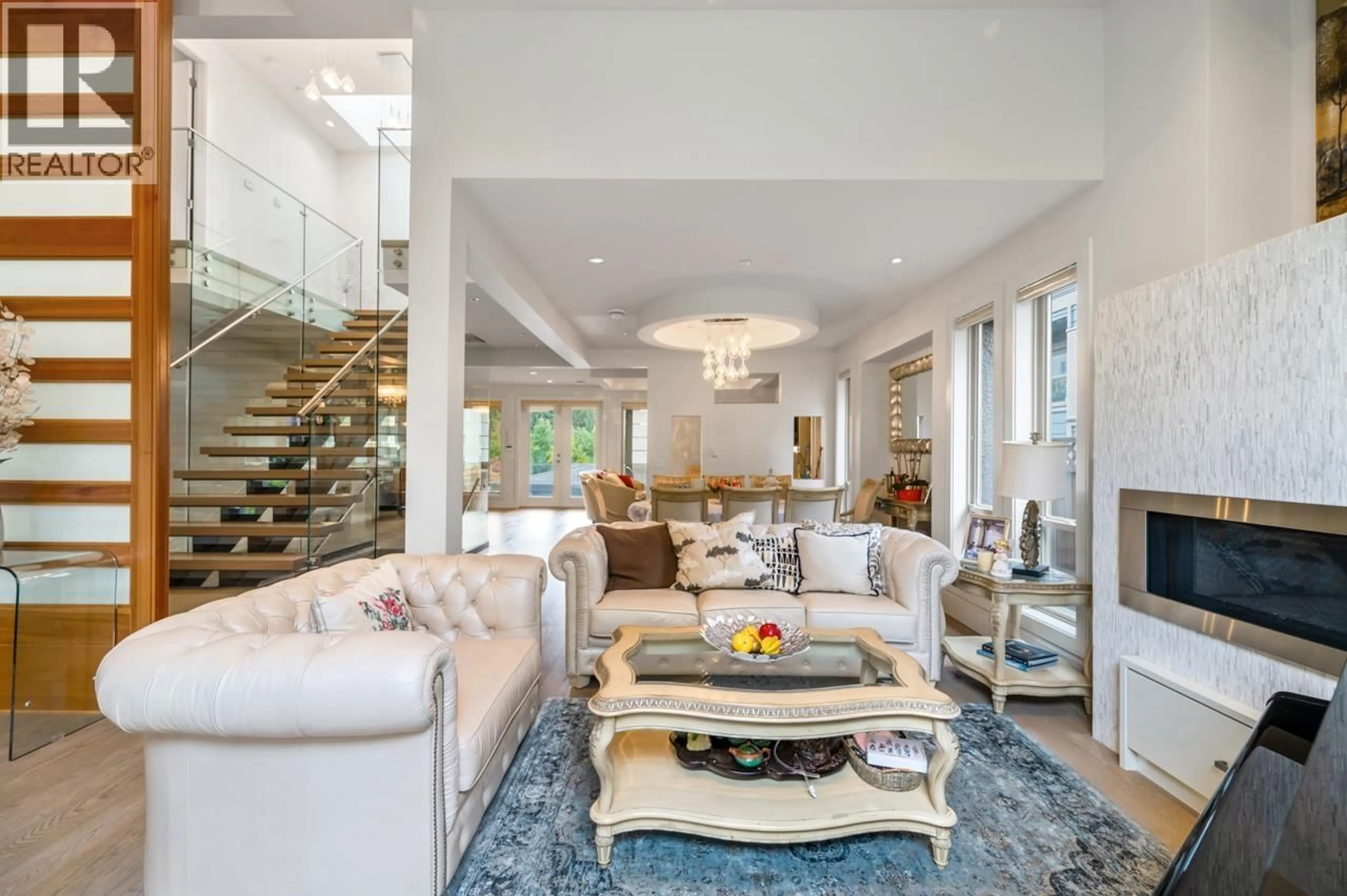 Living room with furniture, unknown for 1450 FULTON AVENUE, West Vancouver British Columbia V7T1P1