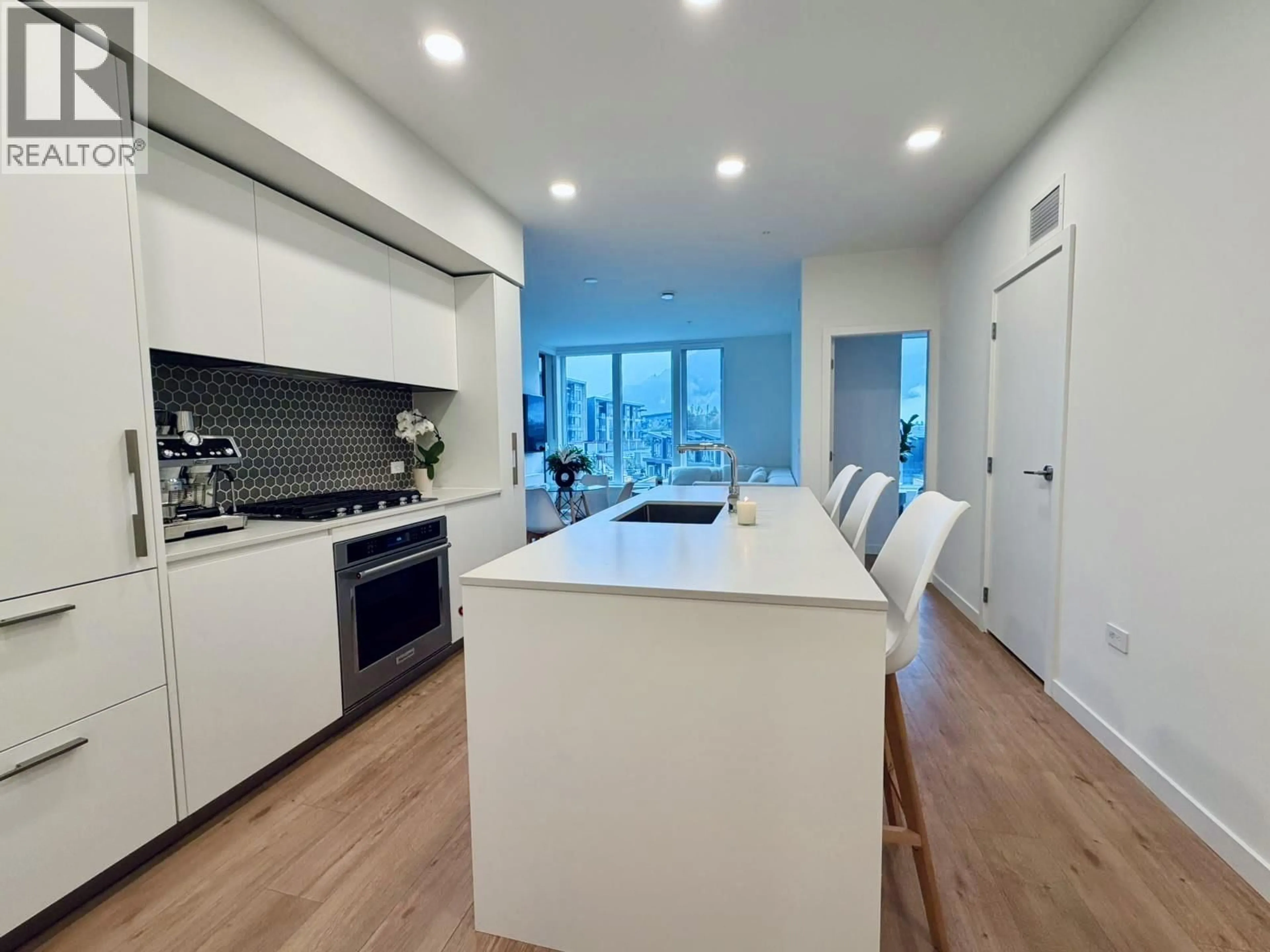 Open concept kitchen, unknown for 303 - 1500 SCOTT CRESCENT, Squamish British Columbia V8B0J2