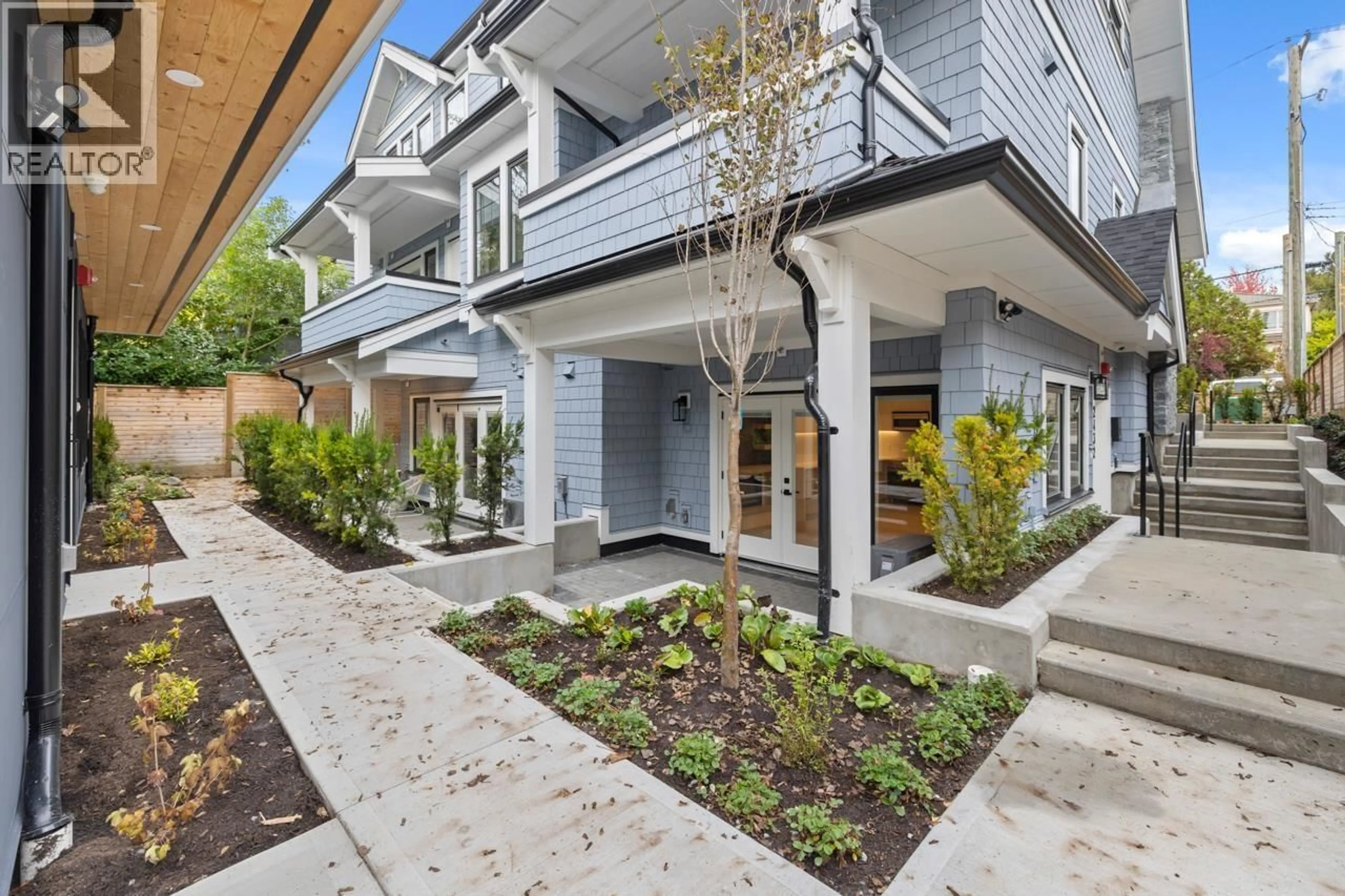 Unknown for 2438 49TH AVENUE, Vancouver British Columbia V6M2V3