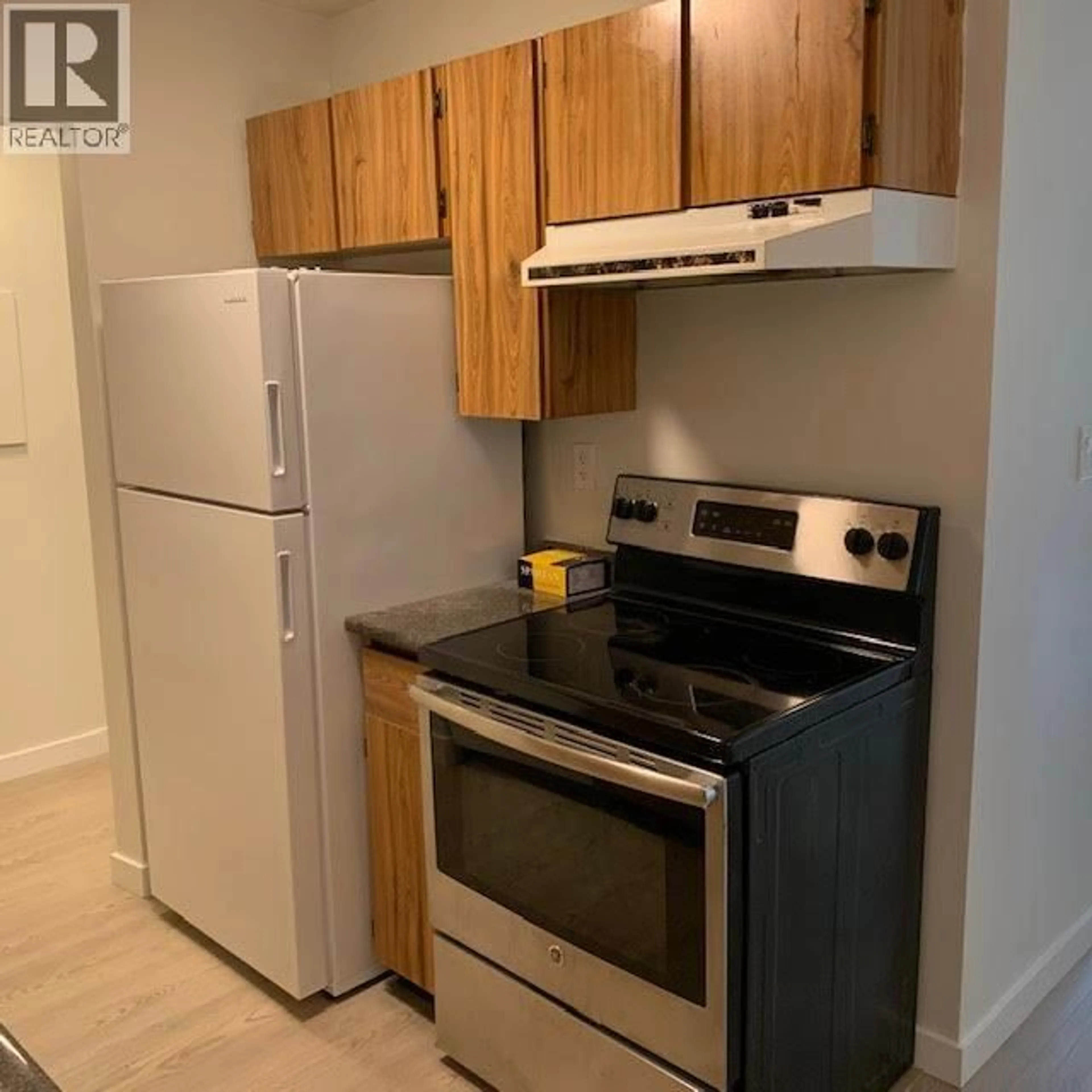 Standard kitchen, wood/laminate floor for 207 - 8700 ACKROYD ROAD, Richmond British Columbia V6X3G2