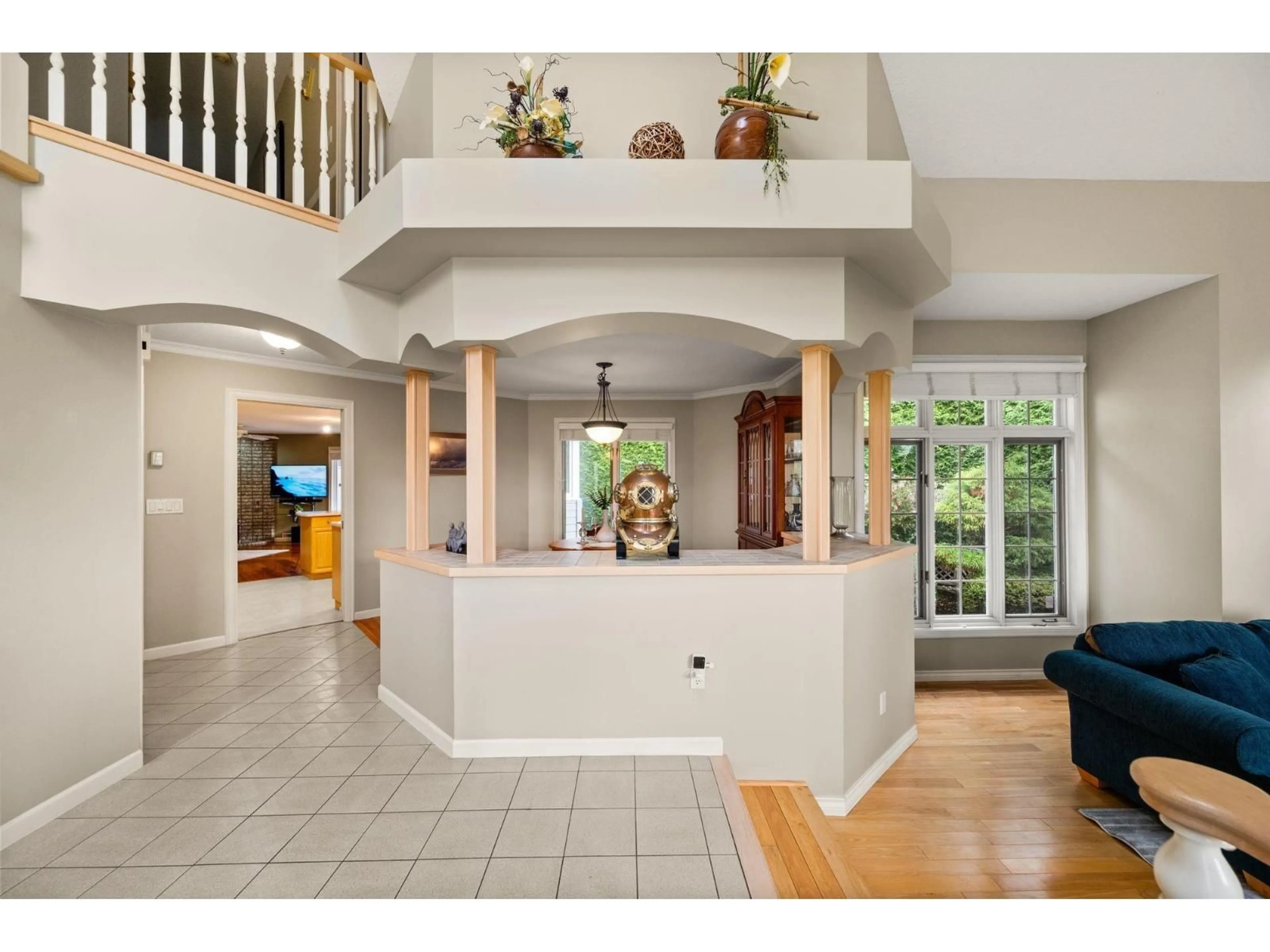 Indoor foyer for 12334 56, Surrey British Columbia V3X2X2