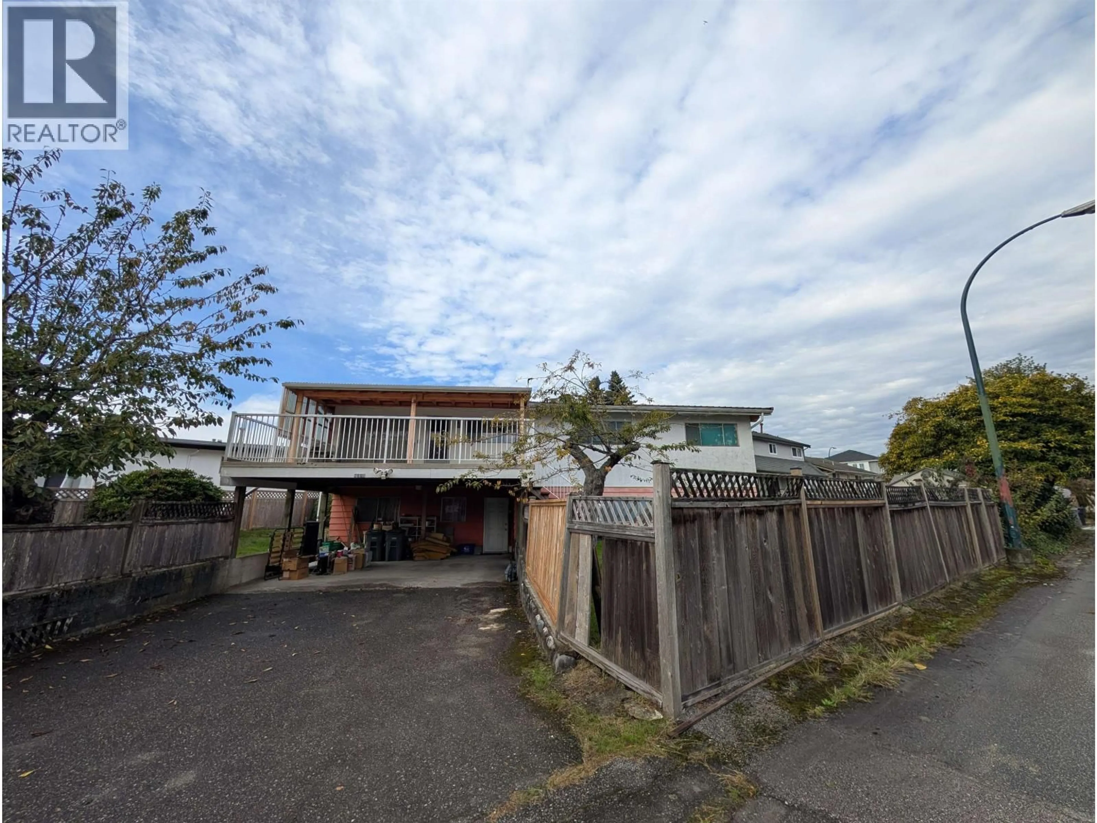 A pic from outside/outdoor area/front of a property/back of a property/a pic from drone, street for 7258 LANCASTER PLACE, Vancouver British Columbia V5S3B4