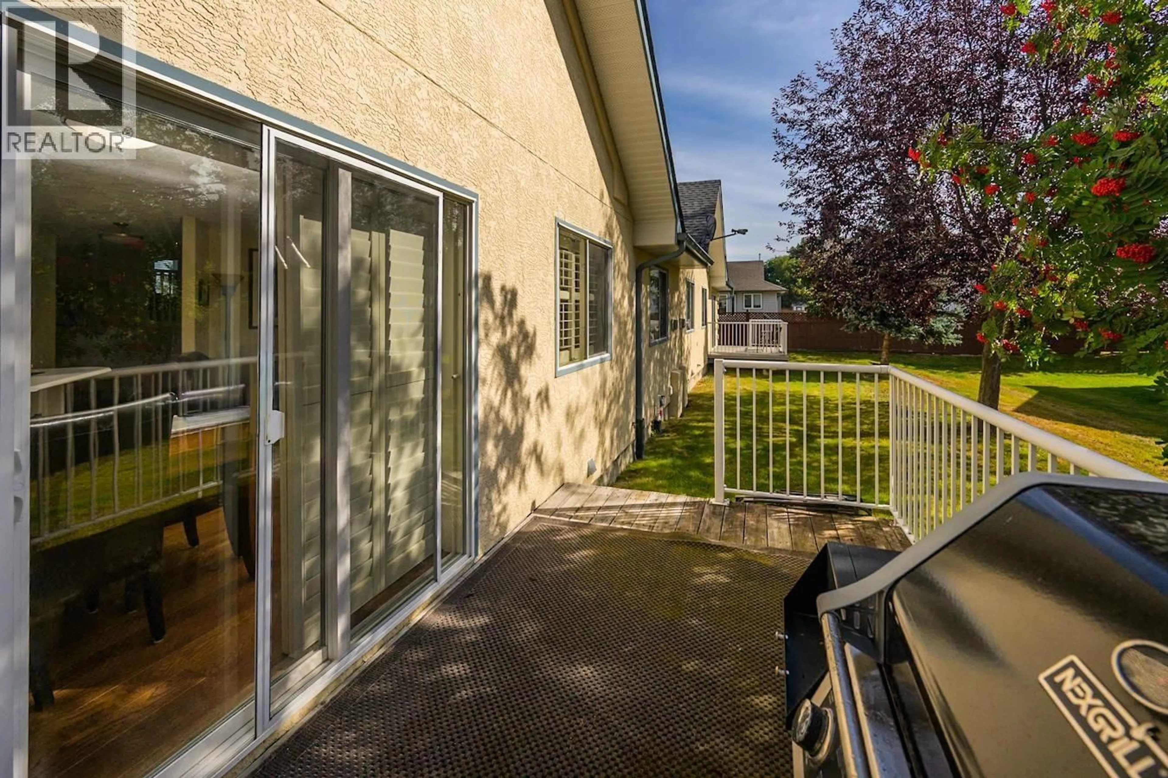 Patio, street for 147 - 6807 WESTGATE AVENUE, Prince George British Columbia V2N5T8