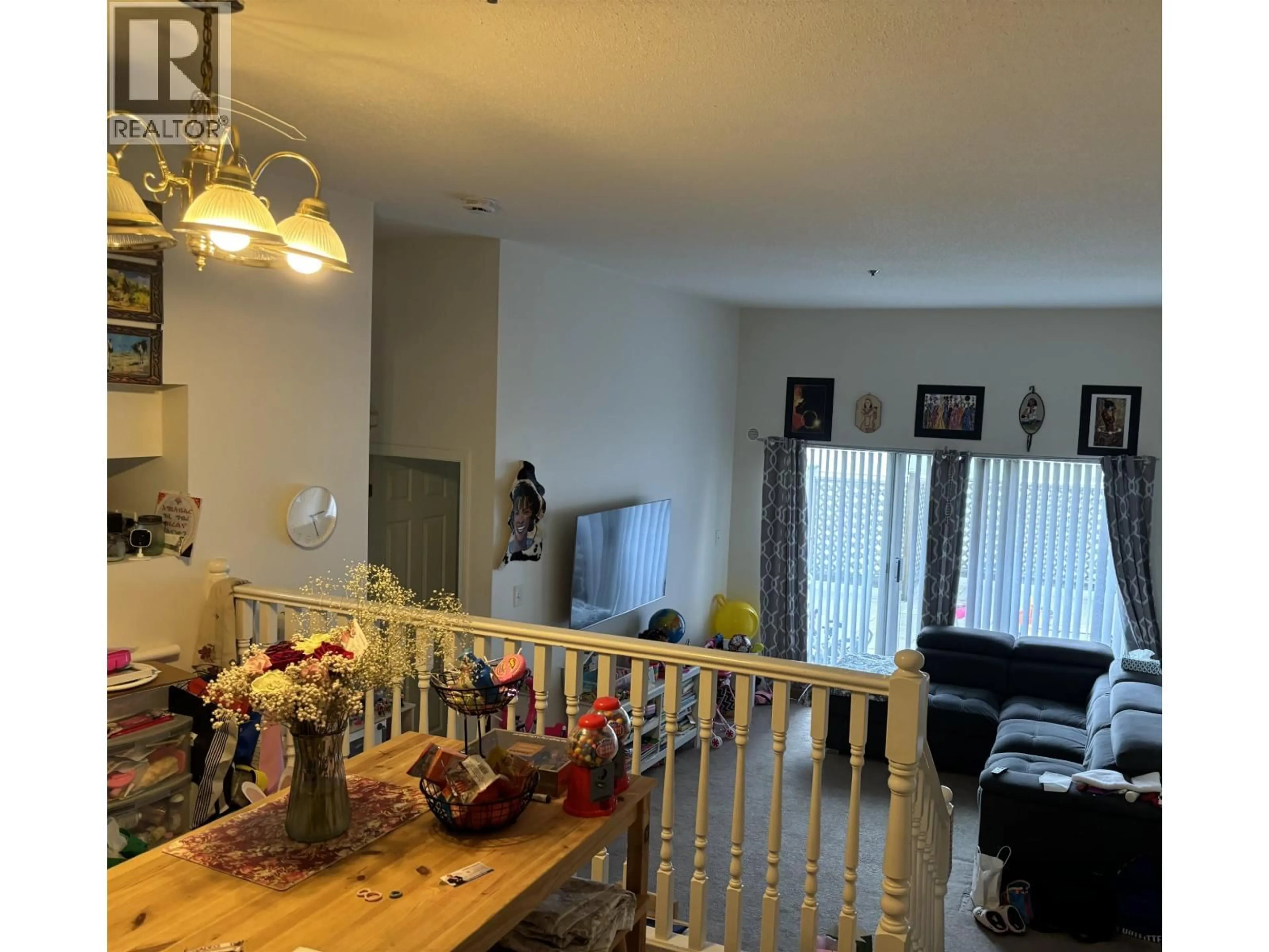 A pic of a room for 202 - 7011 BLUNDELL ROAD, Richmond British Columbia V6Y1J5