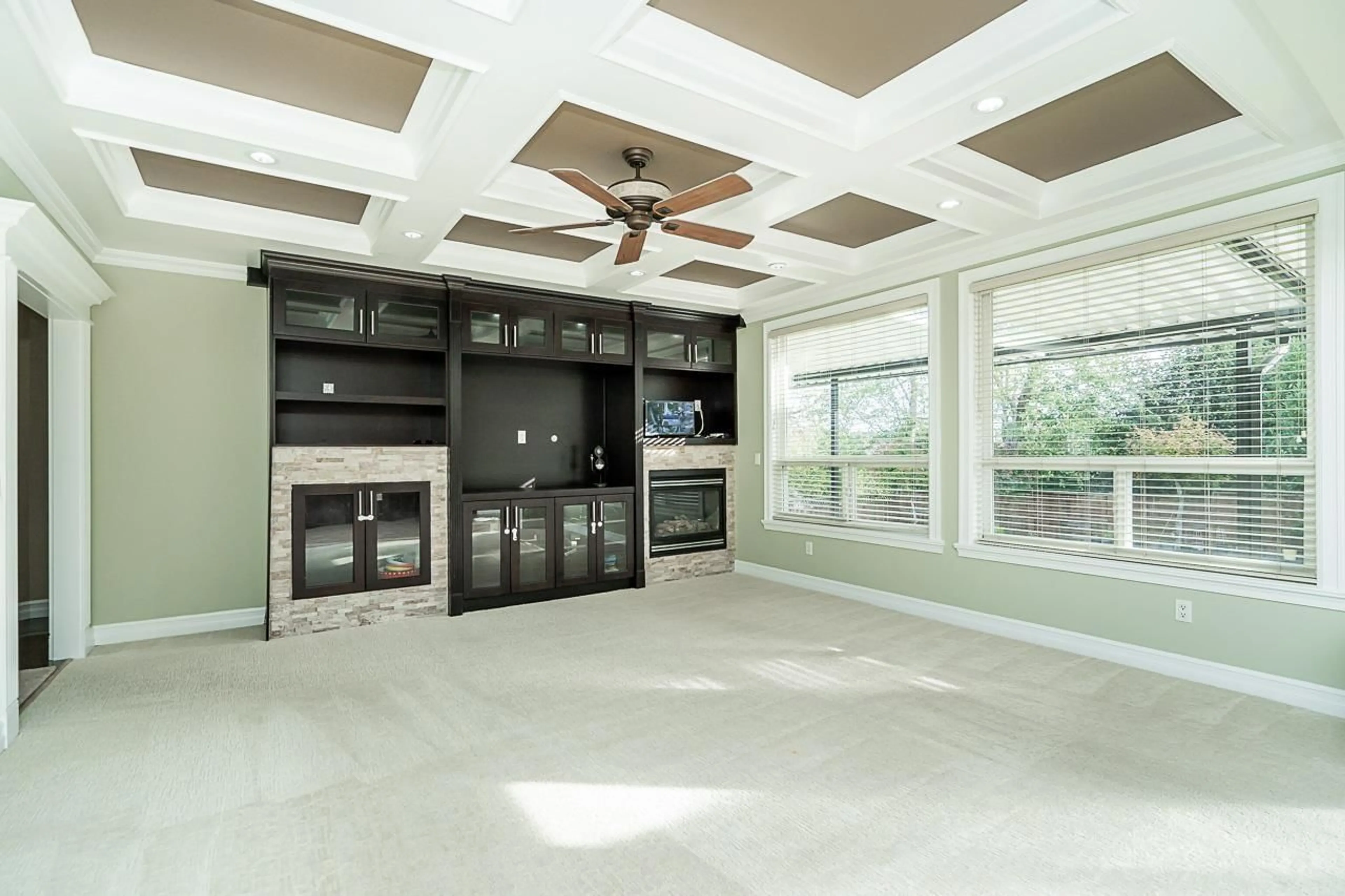 Unknown for 7568 149, Surrey British Columbia V3S0V1