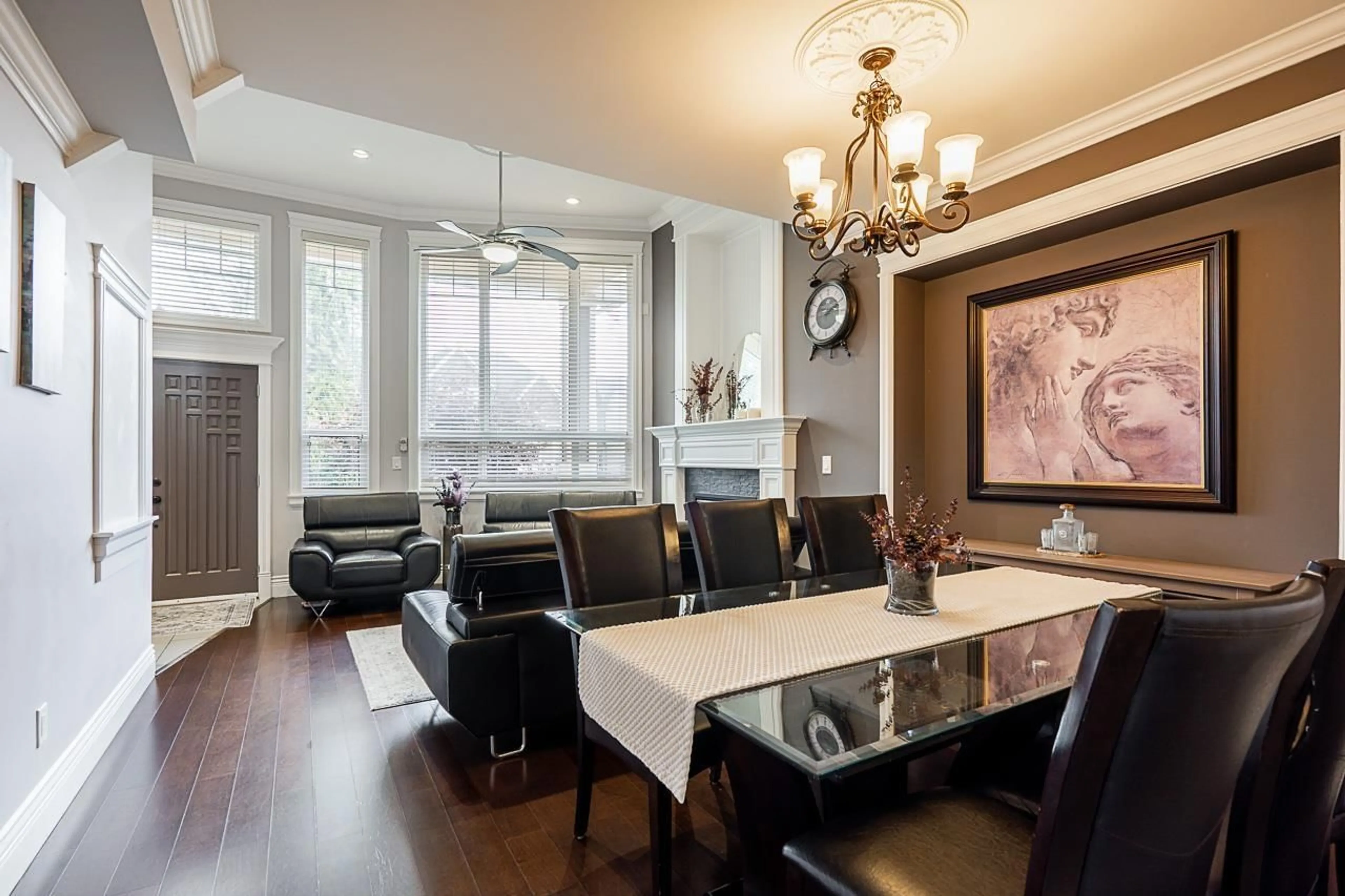Dining room, wood/laminate floor for 5941 129B, Surrey British Columbia V3X0C5