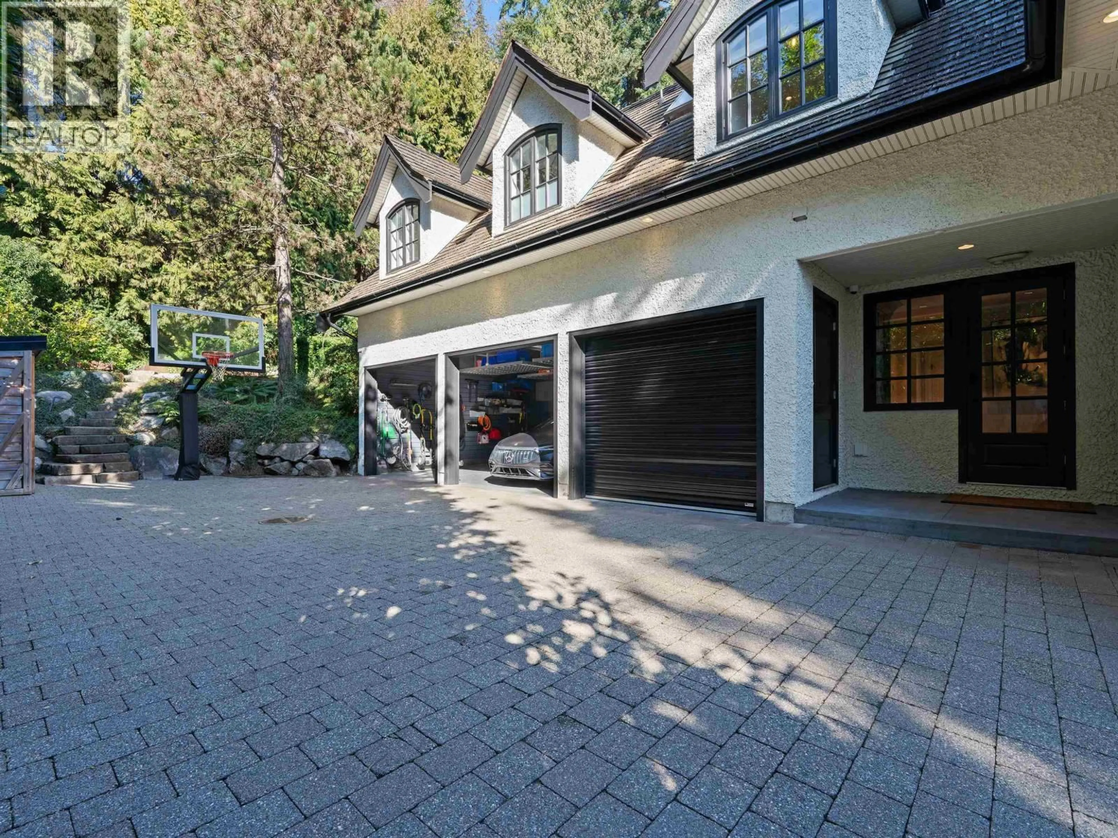 Unknown for 2985 ALTAMONT CRESCENT, West Vancouver British Columbia V7V3C2