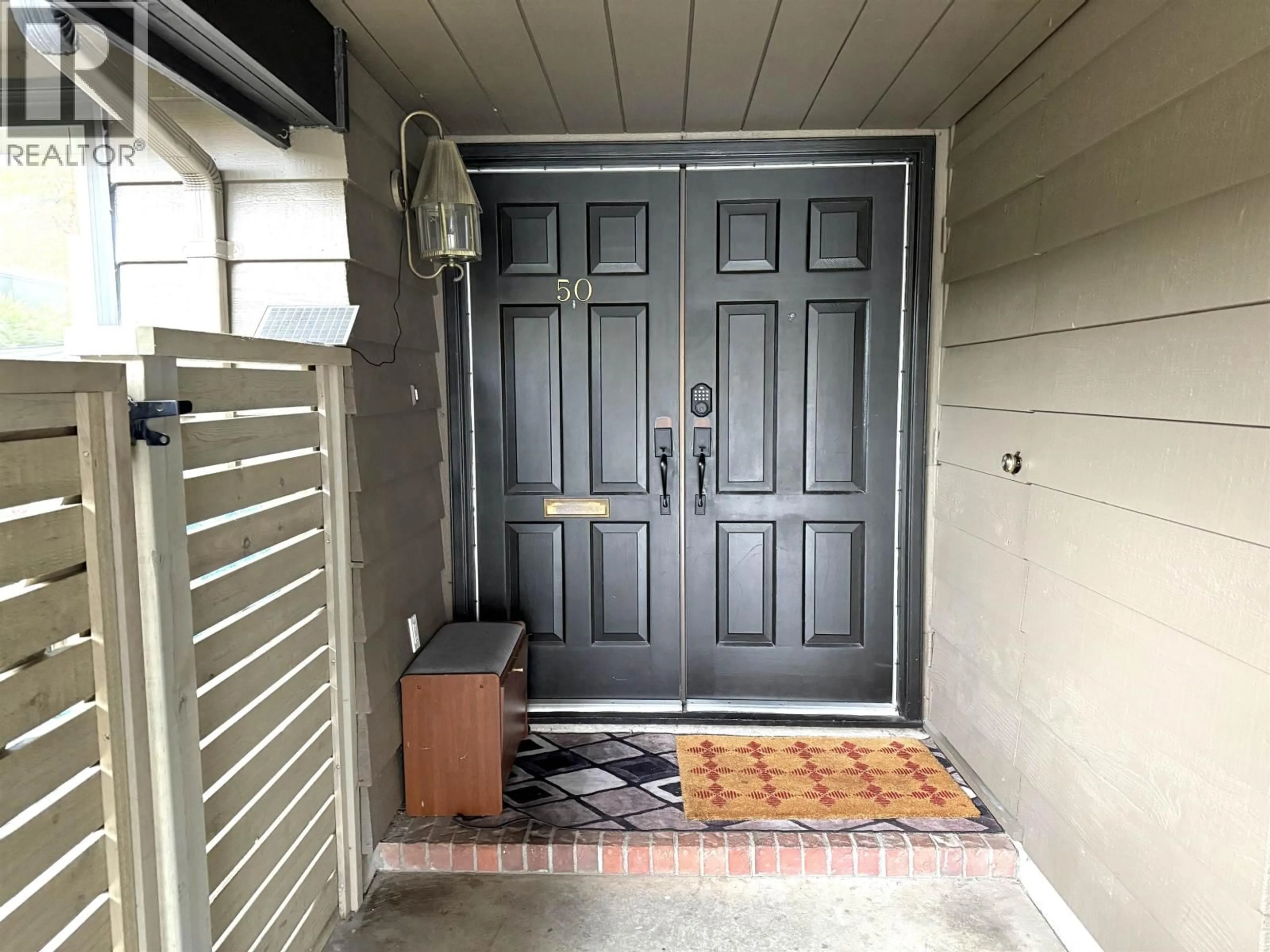 Indoor entryway for 50 - 10391 NO. 3 ROAD, Richmond British Columbia V7A4V2