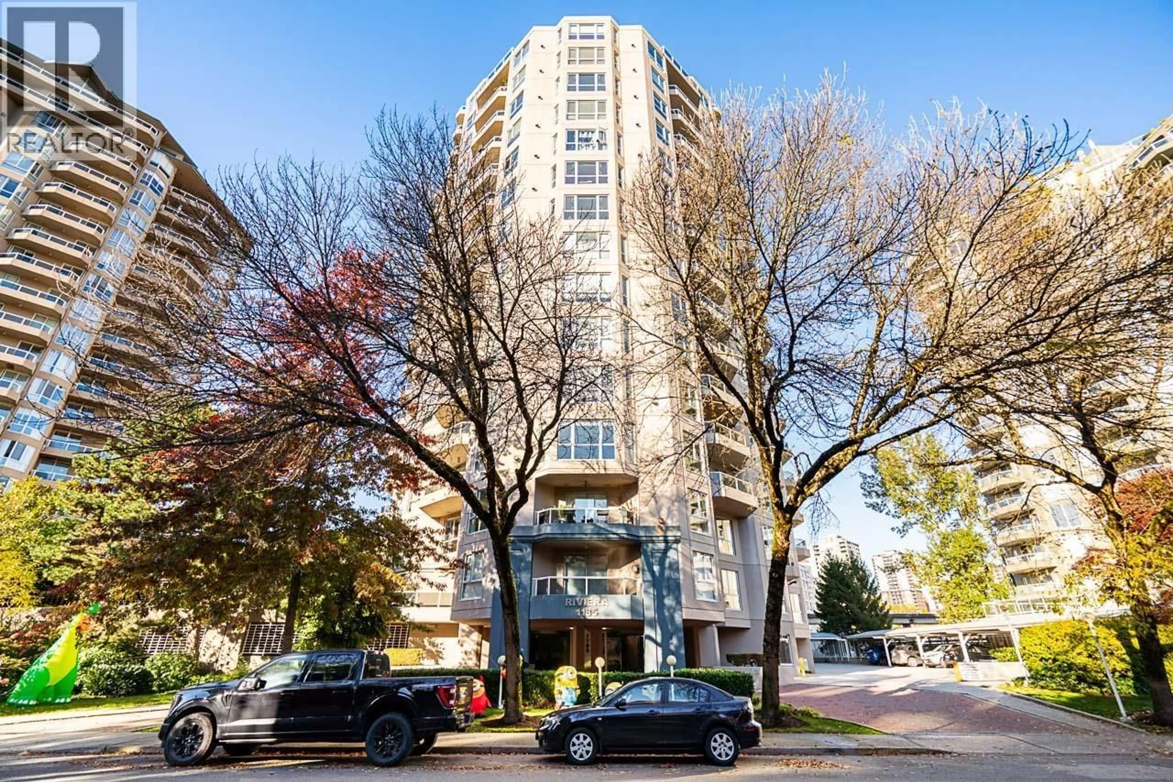 Indoor foyer for 301 - 1185 QUAYSIDE DRIVE, New Westminster British Columbia V3M6T8