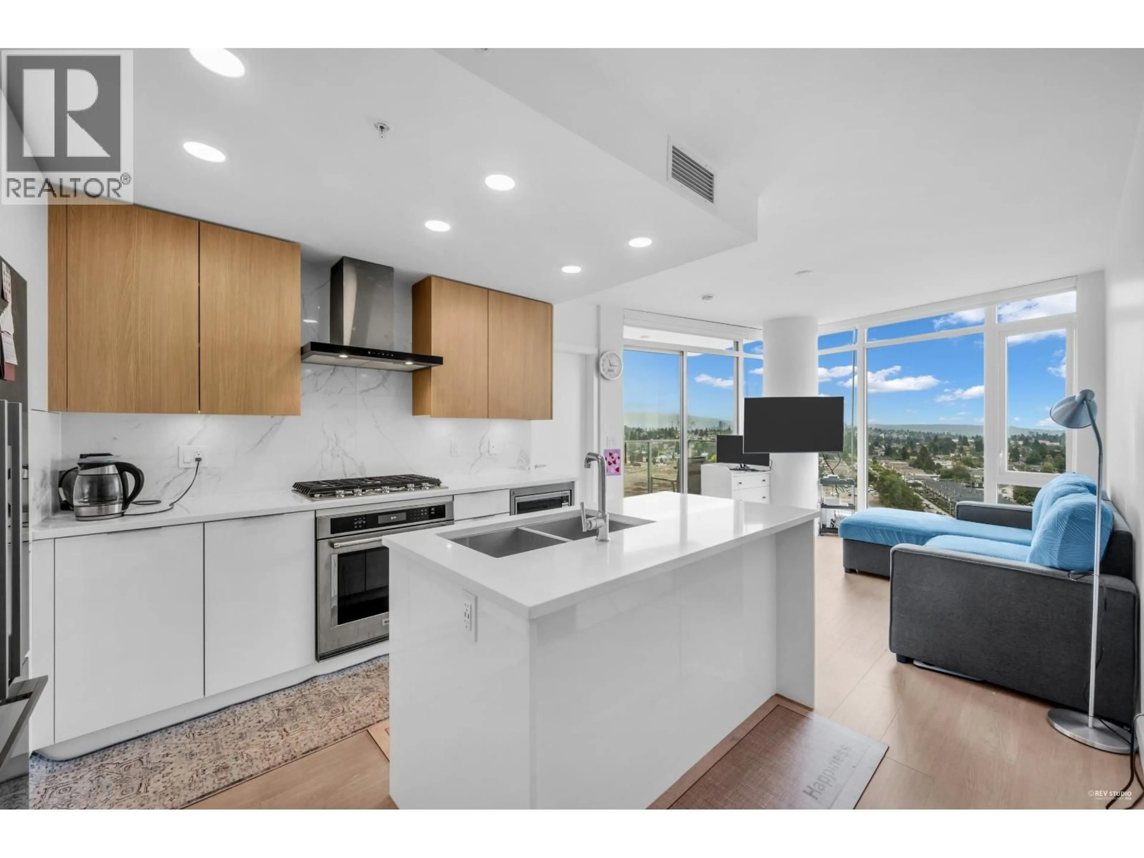 Open concept kitchen, unknown for 1607 - 7769 PARK CRESCENT, Burnaby British Columbia V3N0J7