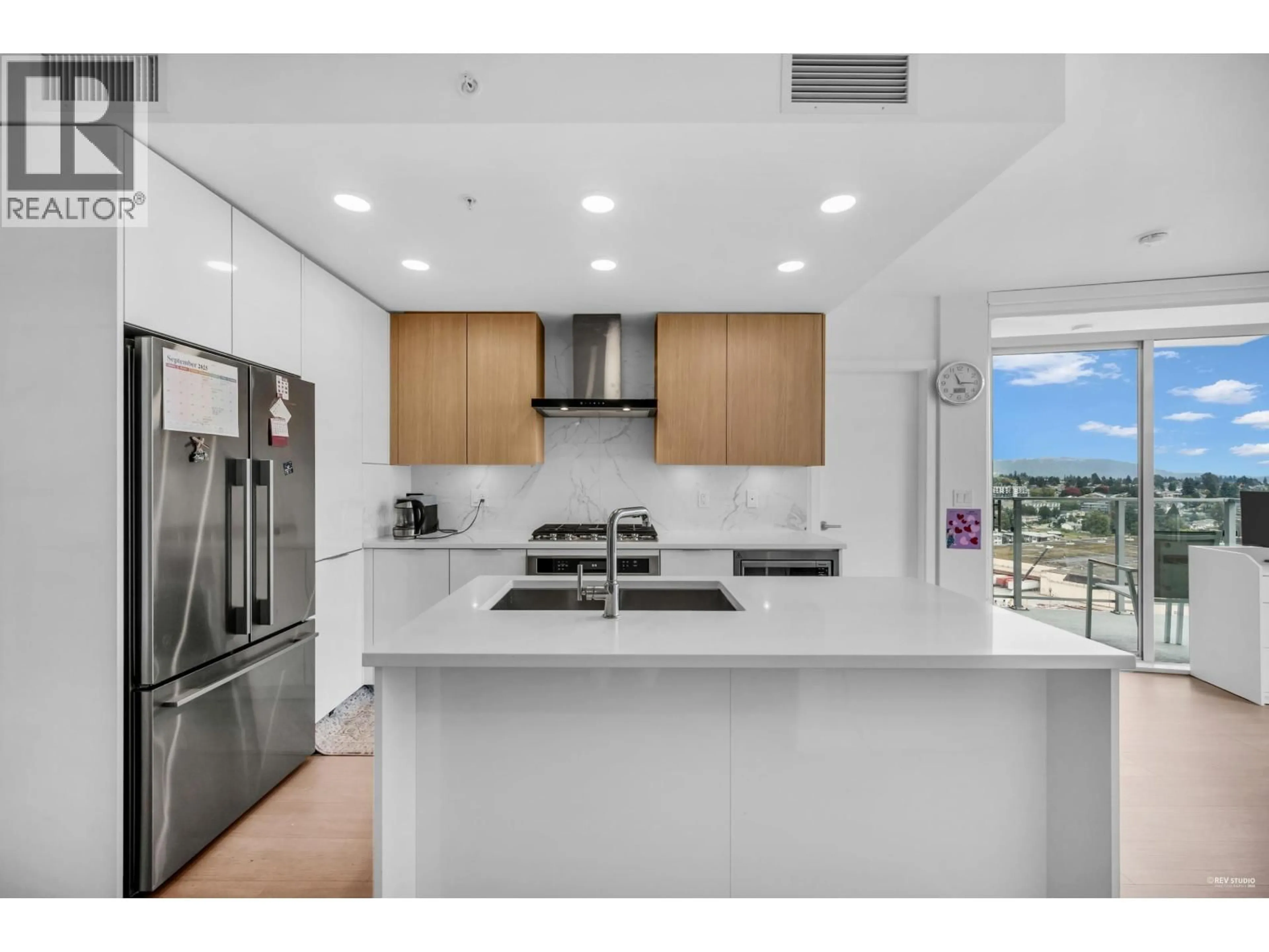 Open concept kitchen, unknown for 1607 - 7769 PARK CRESCENT, Burnaby British Columbia V3N0J7