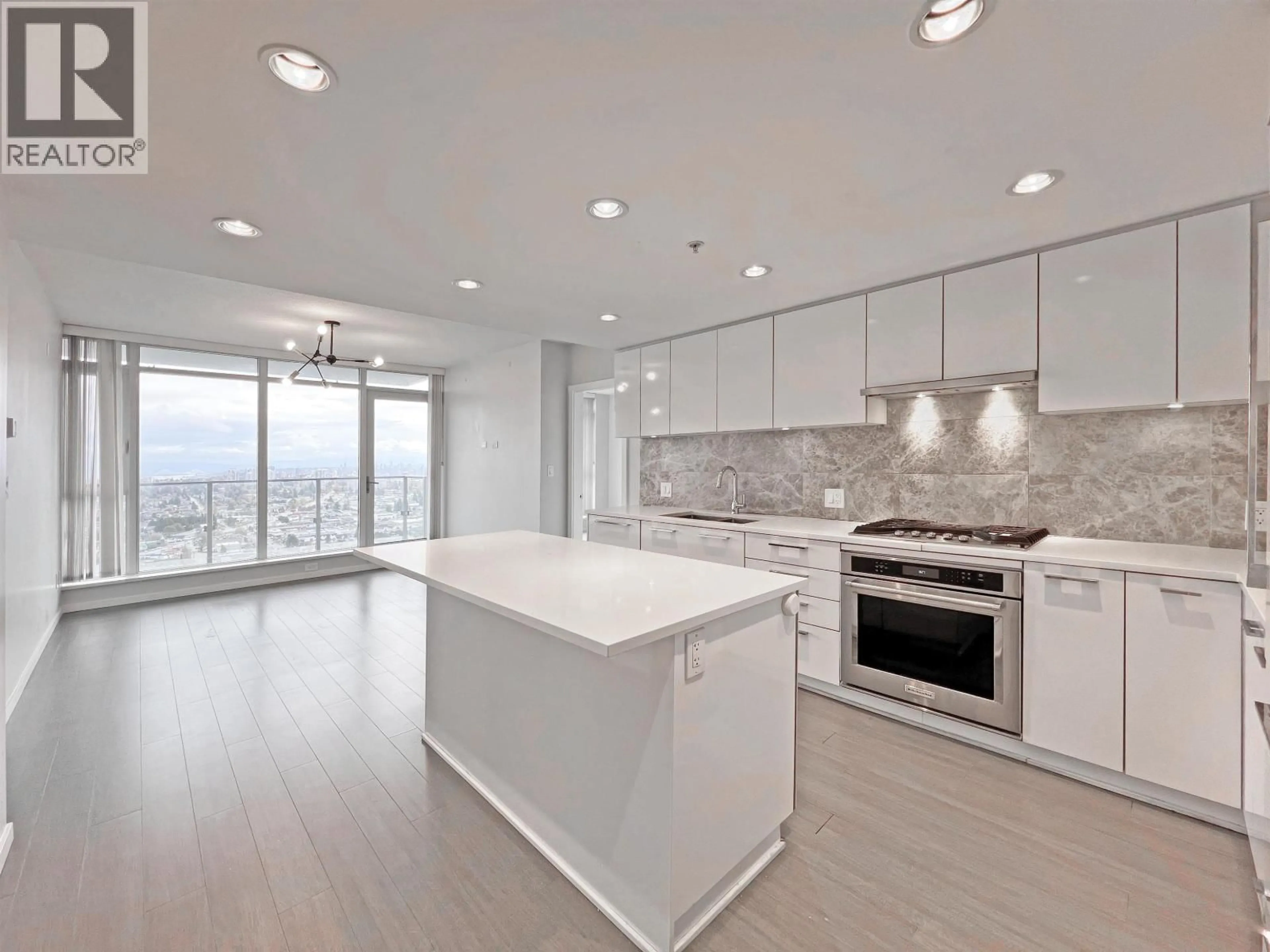 Open concept kitchen, ceramic/tile floor for 3307 - 6700 DUNBLANE AVENUE, Burnaby British Columbia V5H0J3