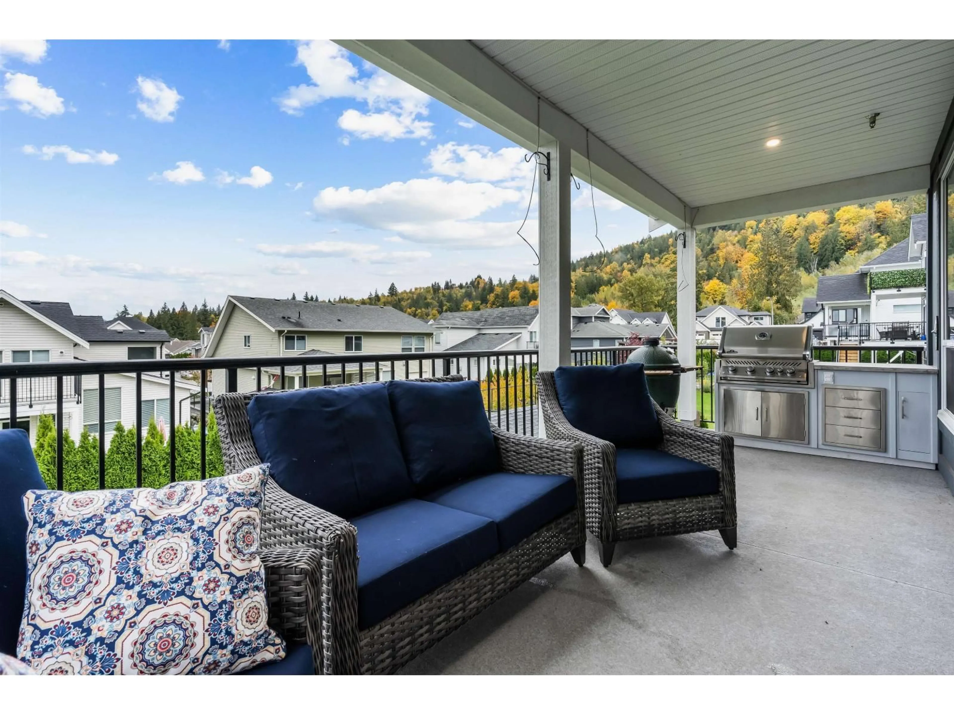 Patio, water/lake/river/ocean view for 50203 KENSINGTON DRIVE, Chilliwack British Columbia V4Z1J5