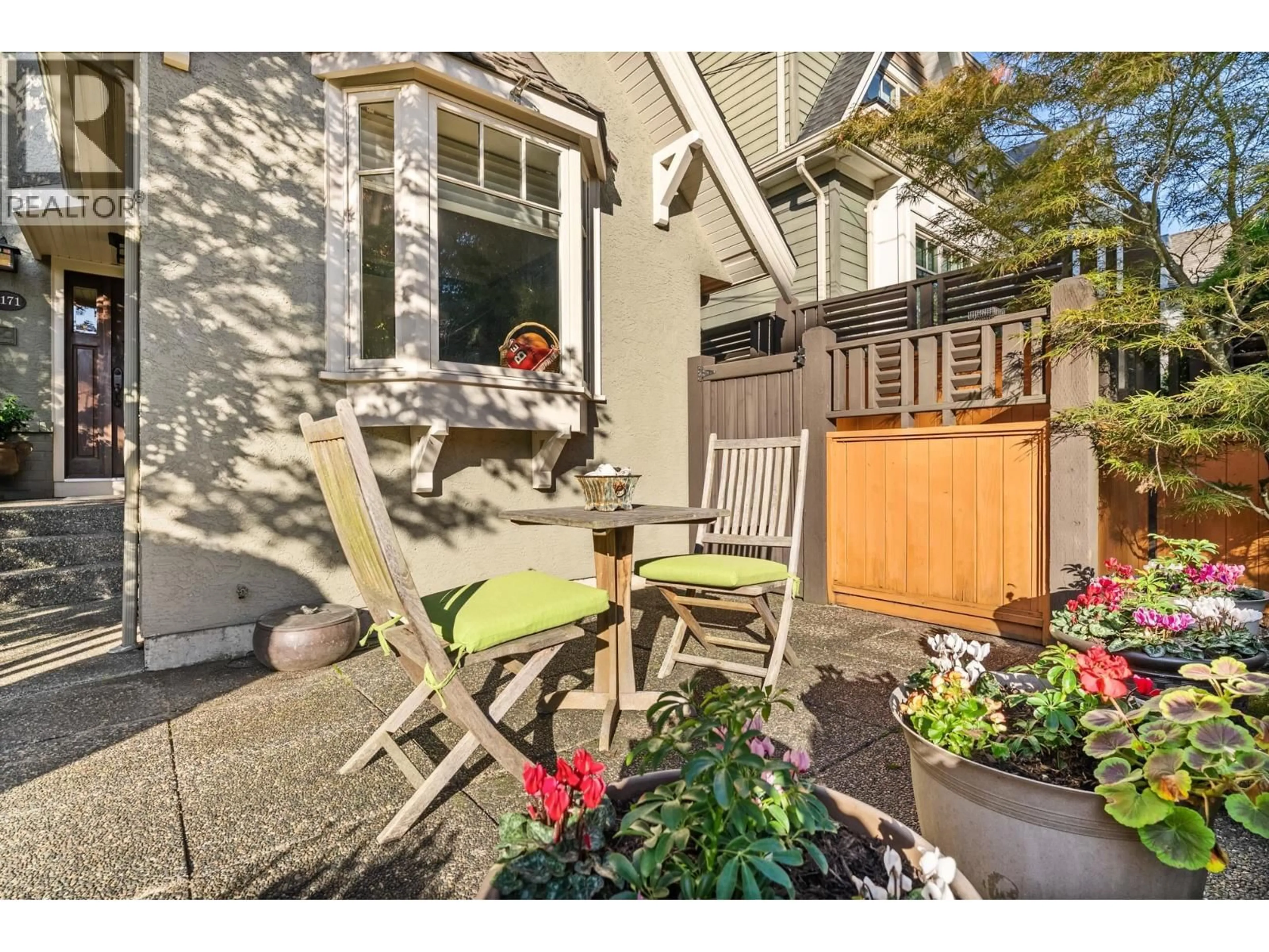 Patio, street for 3171 42ND AVENUE, Vancouver British Columbia V6N3H1
