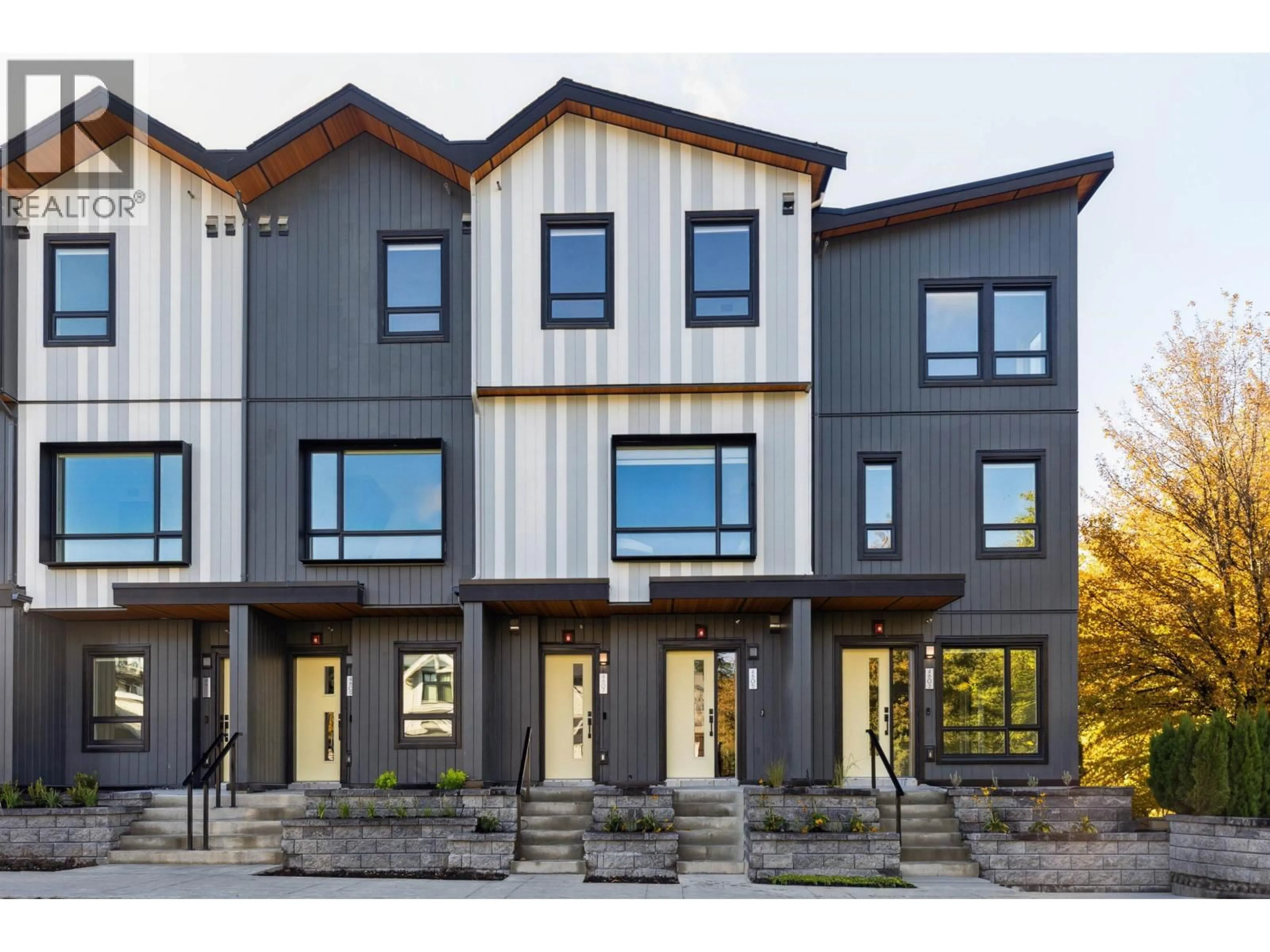 Home with vinyl exterior material, street for 4815 LAUREL STREET, Vancouver British Columbia V5Z3V9