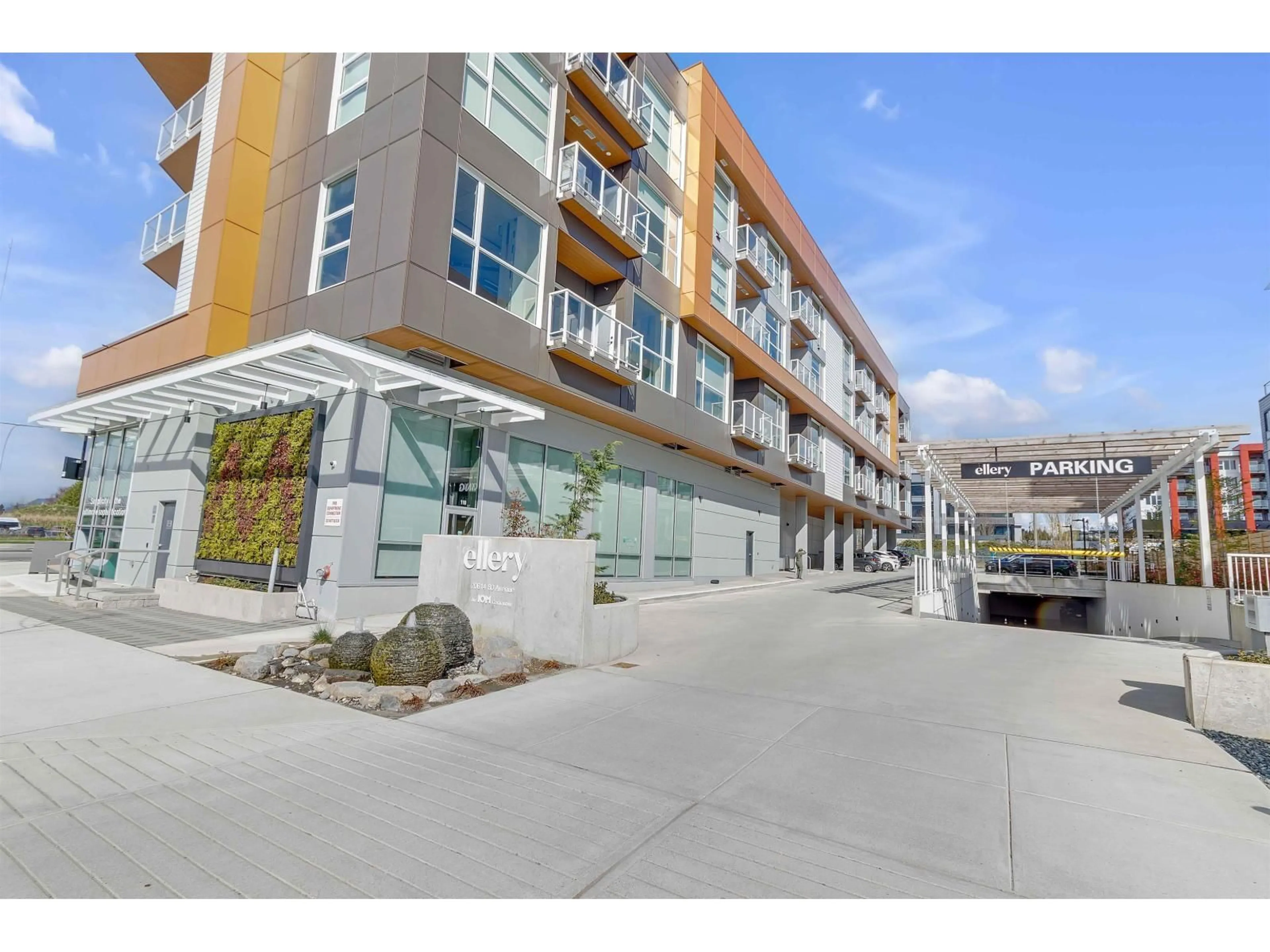 Patio, street for 306 - 20614 80, Langley British Columbia V2Y3W7