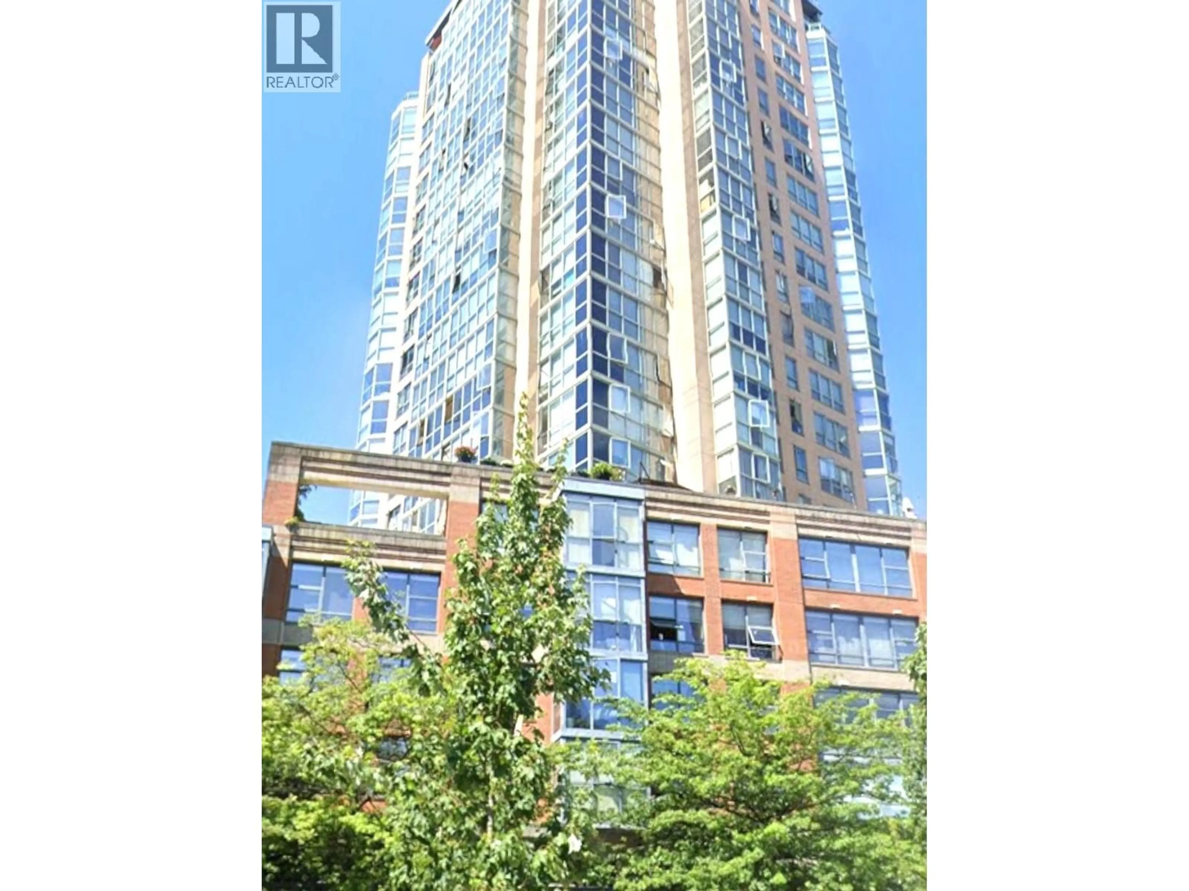 Unknown for 40 - 1200 PACIFIC BOULEVARD, Vancouver British Columbia V6B5Z4
