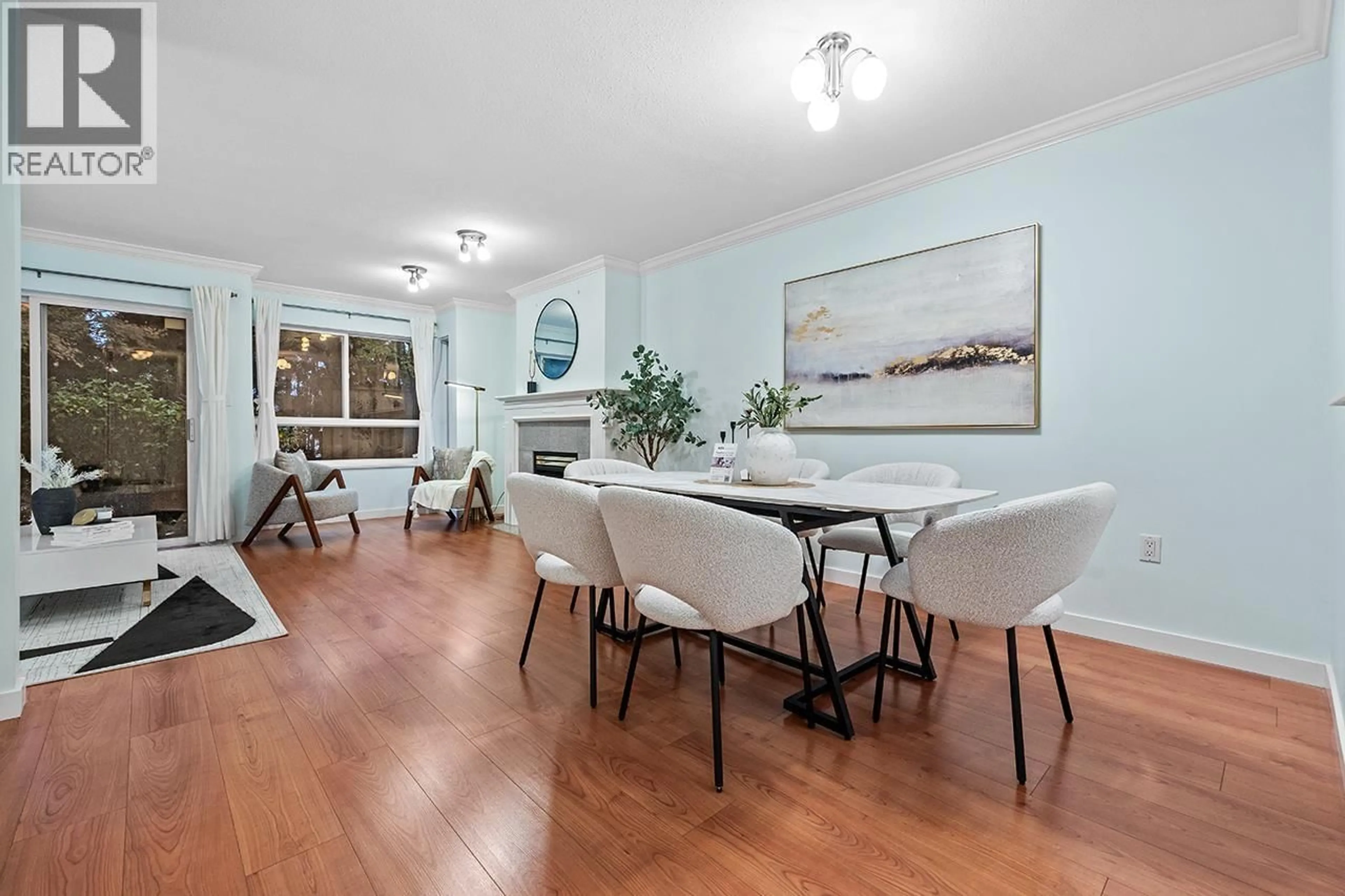 Dining room, wood/laminate floor for 3 - 4238 BOND STREET, Burnaby British Columbia V5H1G4