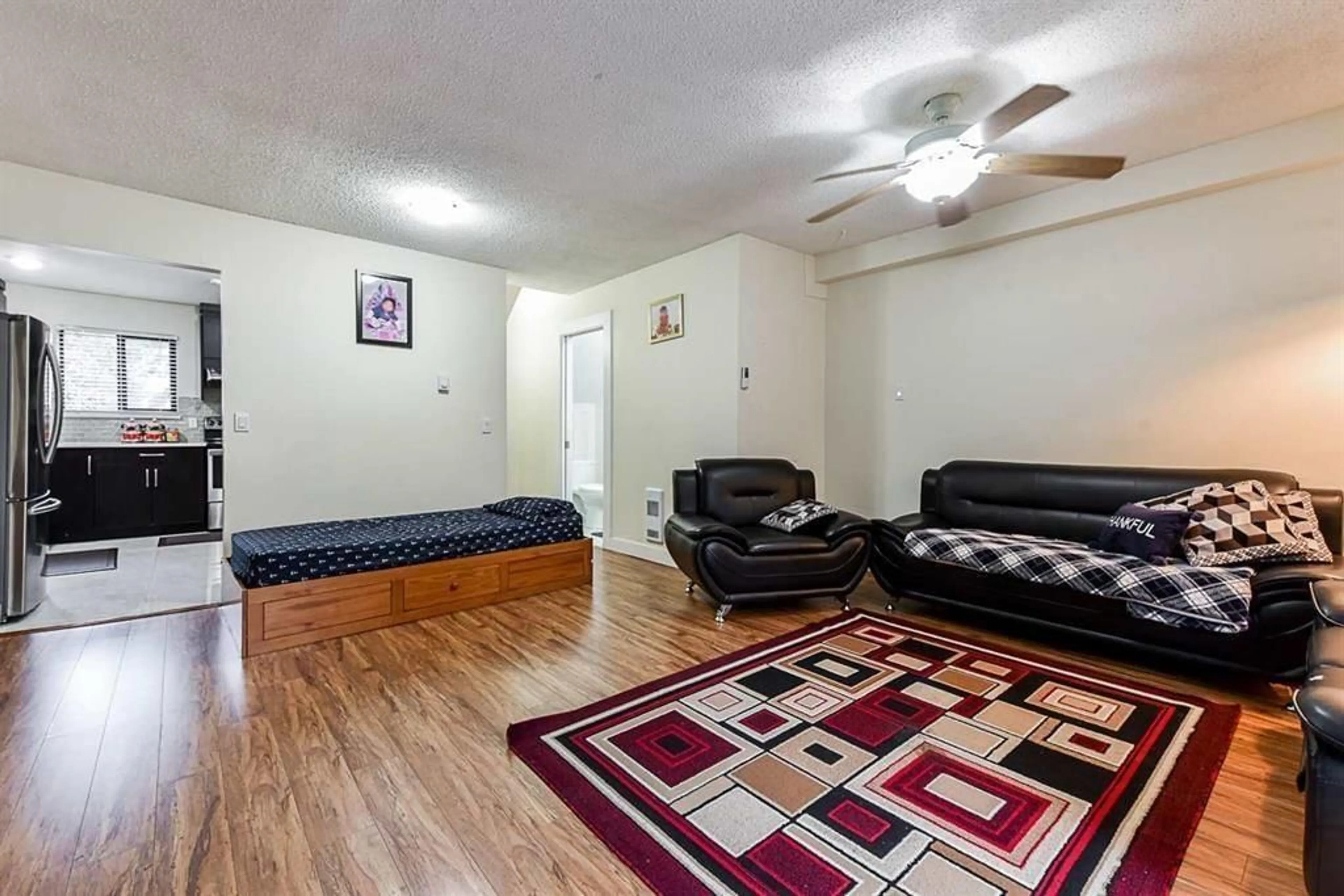 Living room with furniture, unknown for 20 - 6613 138, Surrey British Columbia V3W5G7
