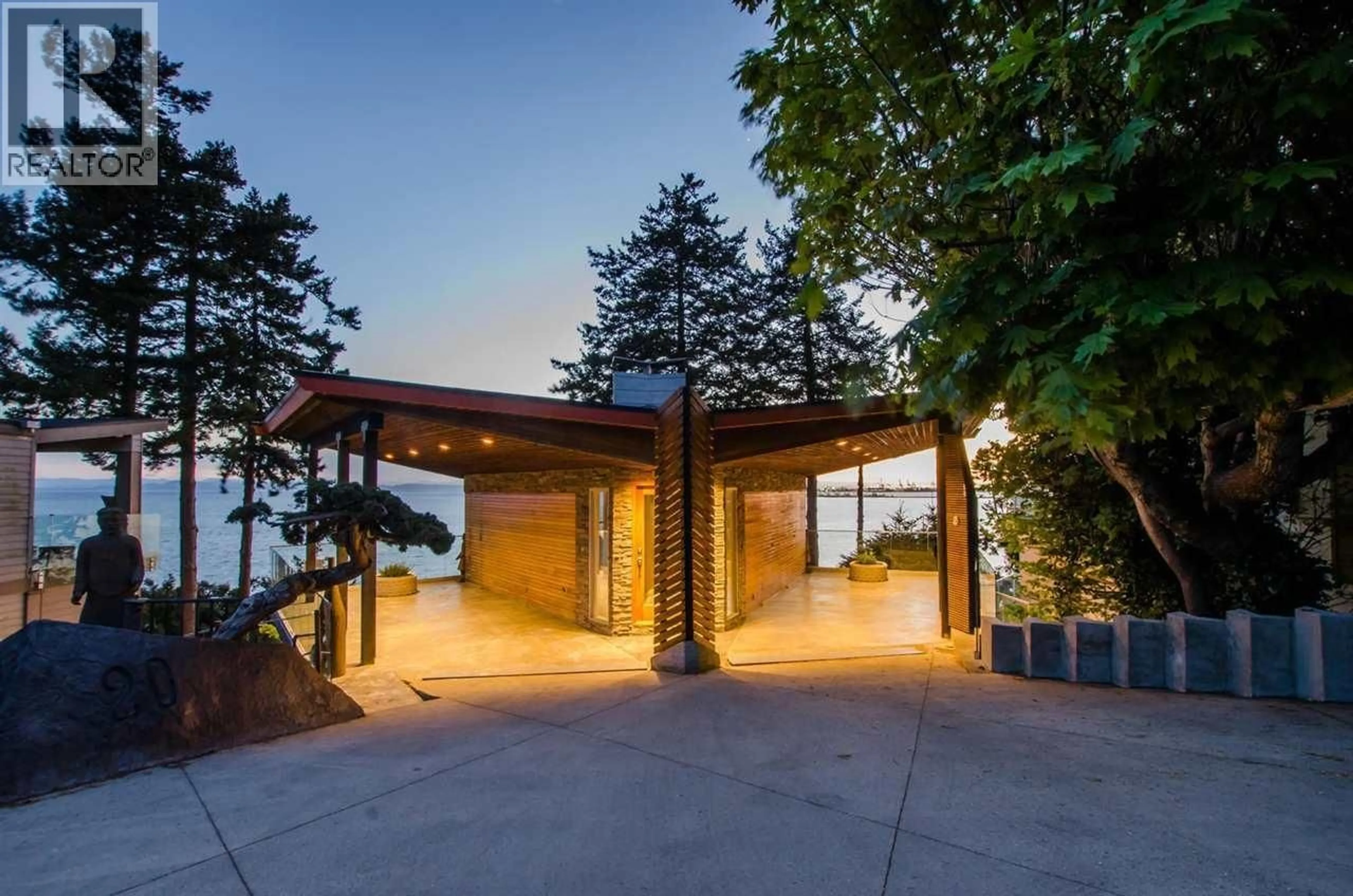 Unknown for 20 TSAWWASSEN BEACH ROAD, Delta British Columbia V4M4C6