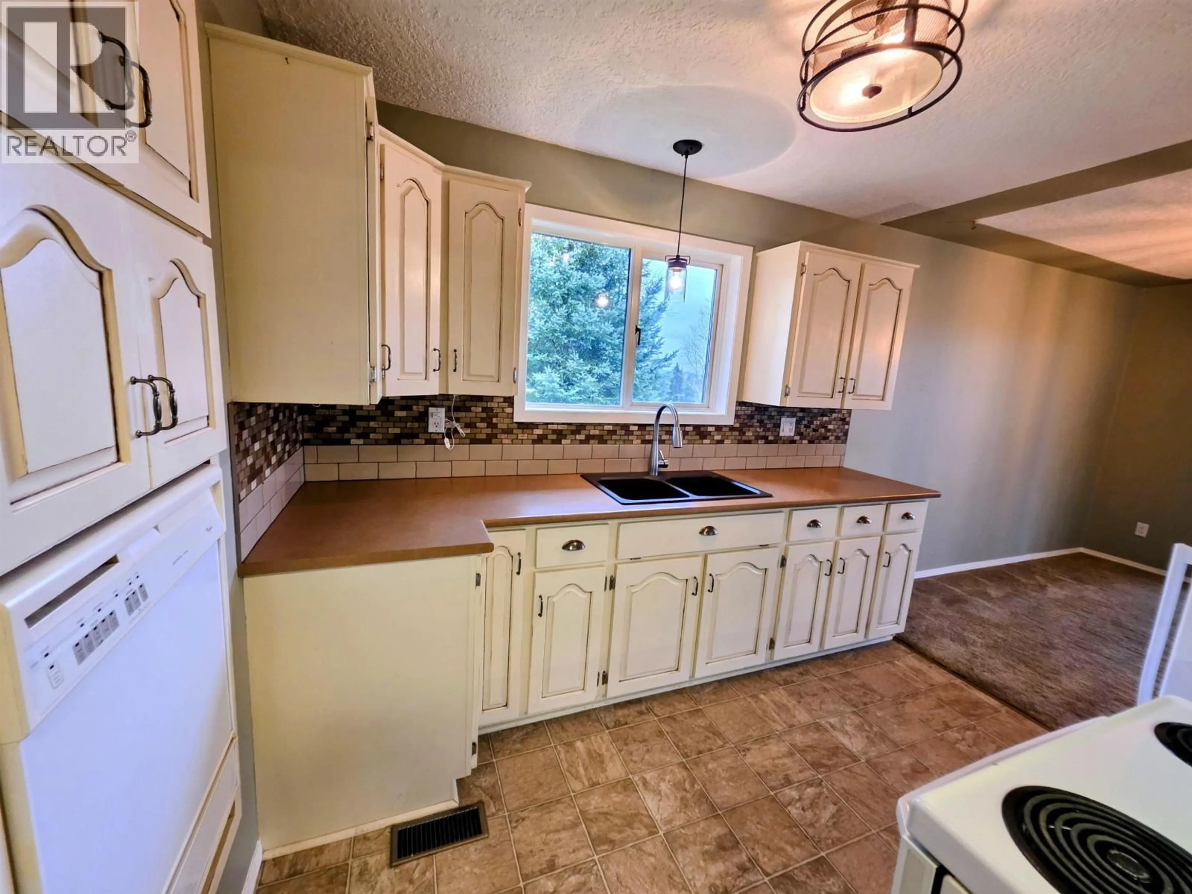 Unknown for 3777 HILLCREST ROAD, Prince George British Columbia V2N5R1