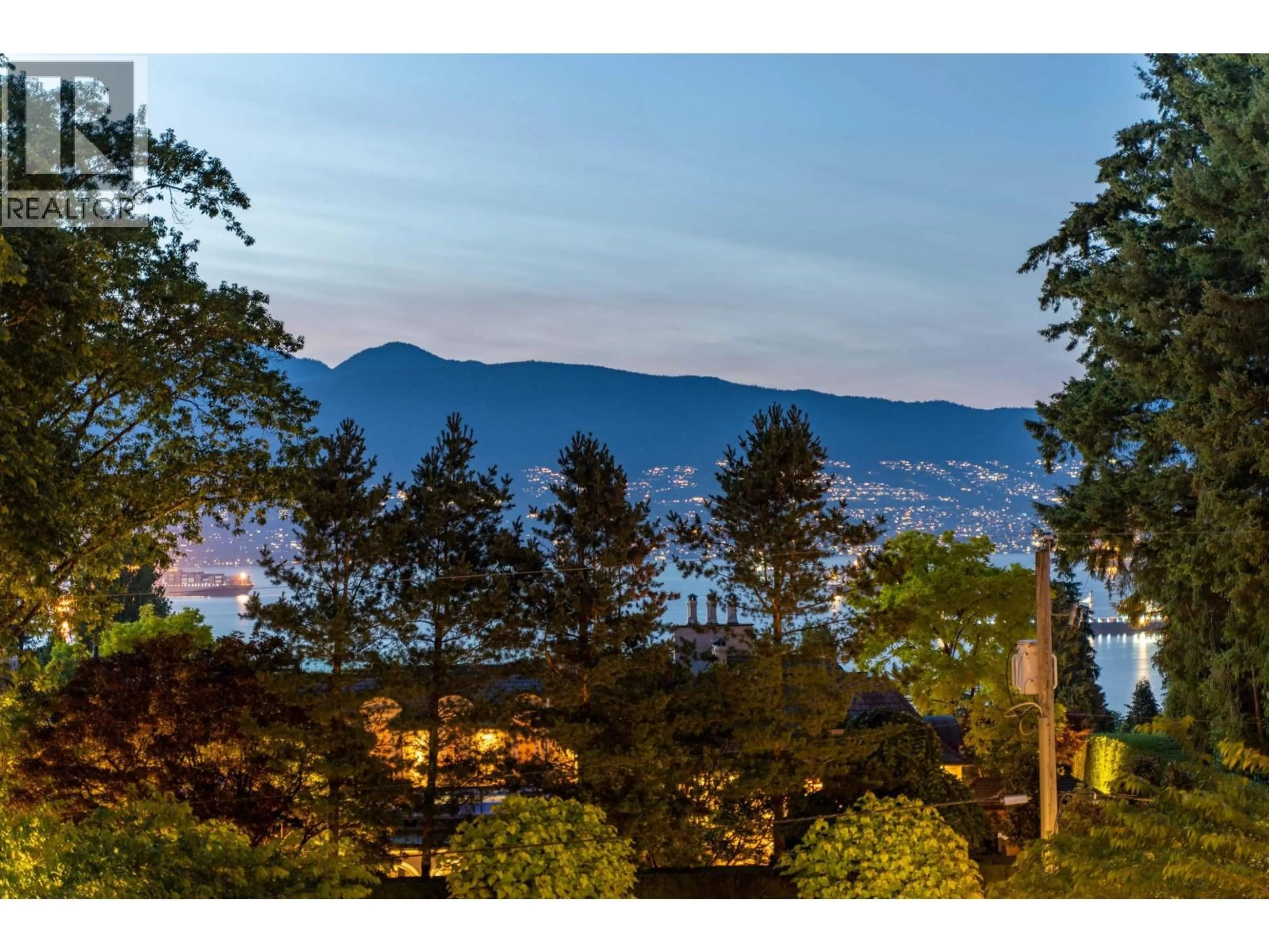 A pic from outside/outdoor area/front of a property/back of a property/a pic from drone, mountain view for 4786 DRUMMOND DRIVE, Vancouver British Columbia V6T1B4