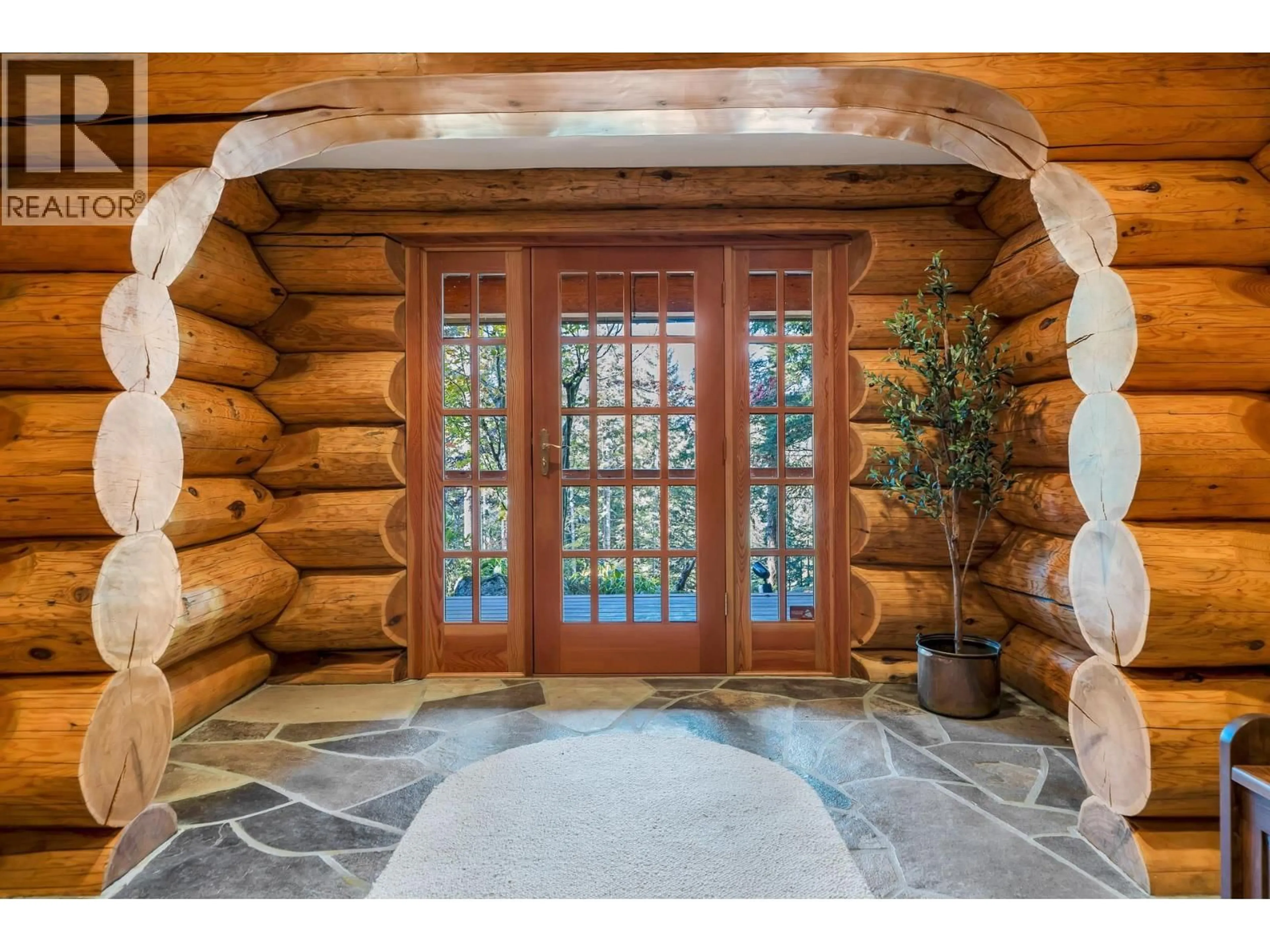 Indoor entryway for 4969 HORSTMAN LANE, Whistler British Columbia V0N1B4