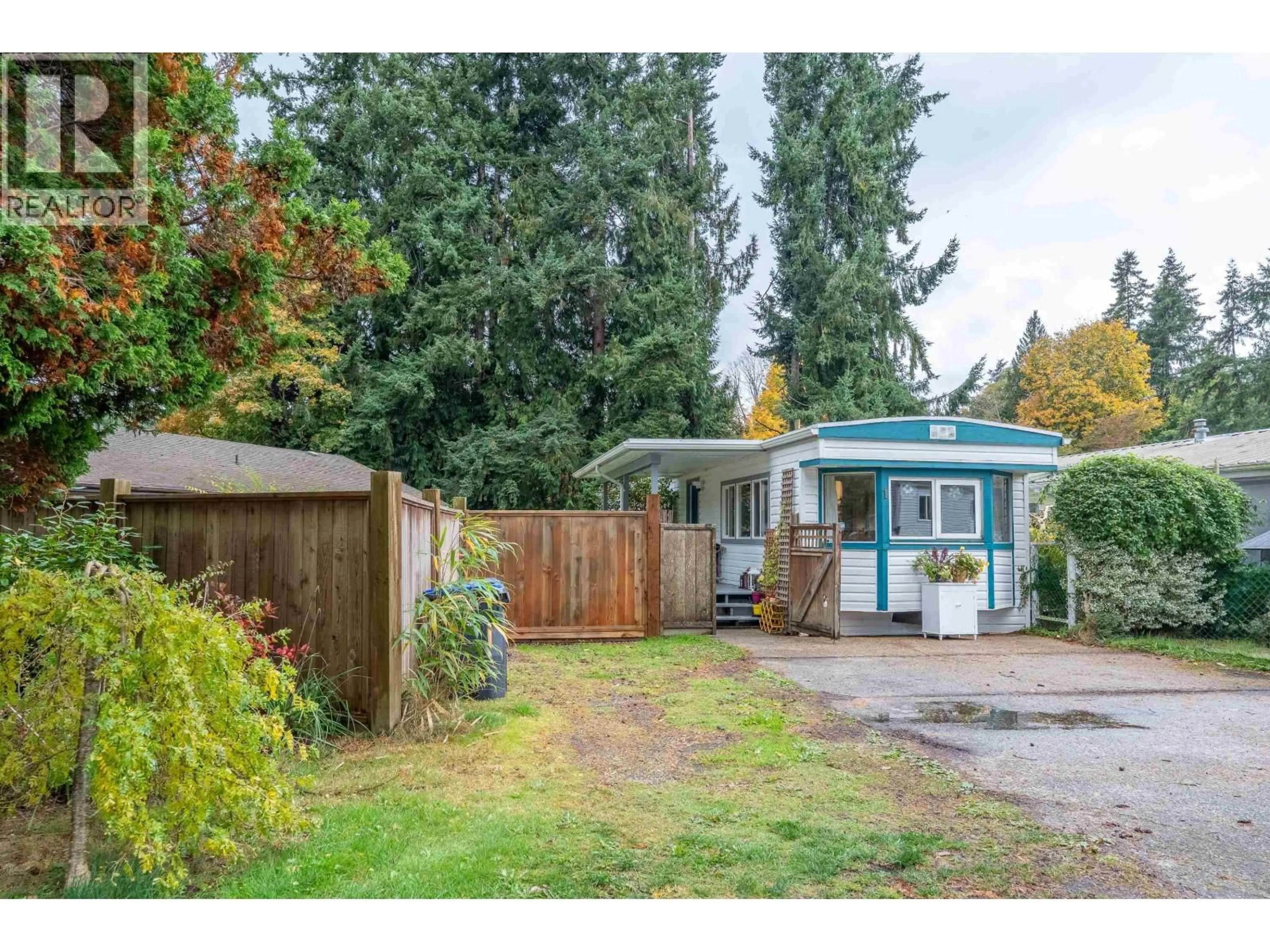 Unknown for 1 - 4514 SUNSHINE COAST HIGHWAY, Sechelt British Columbia V7Z0G9