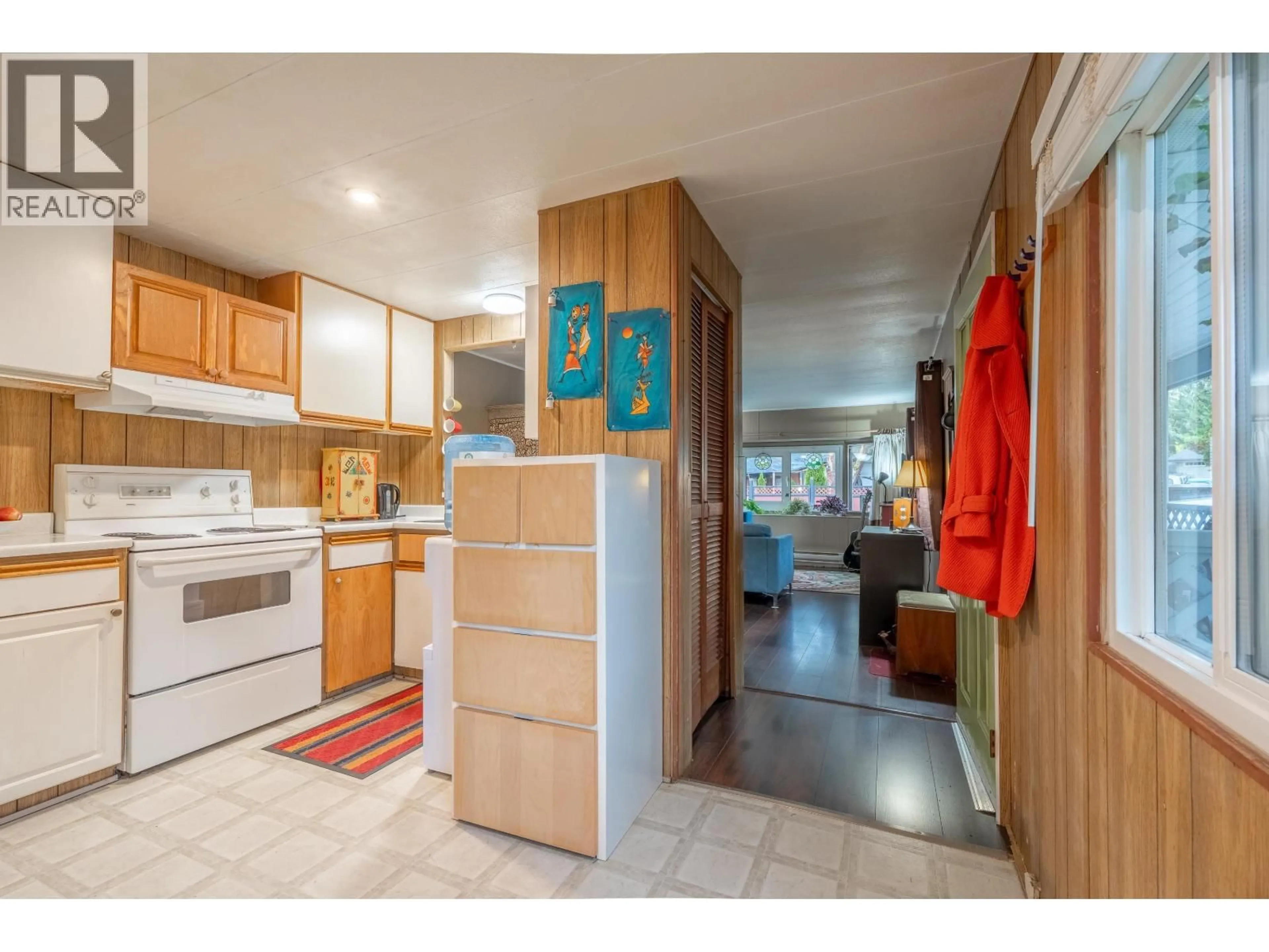 Unknown for 1 - 4514 SUNSHINE COAST HIGHWAY, Sechelt British Columbia V7Z0G9