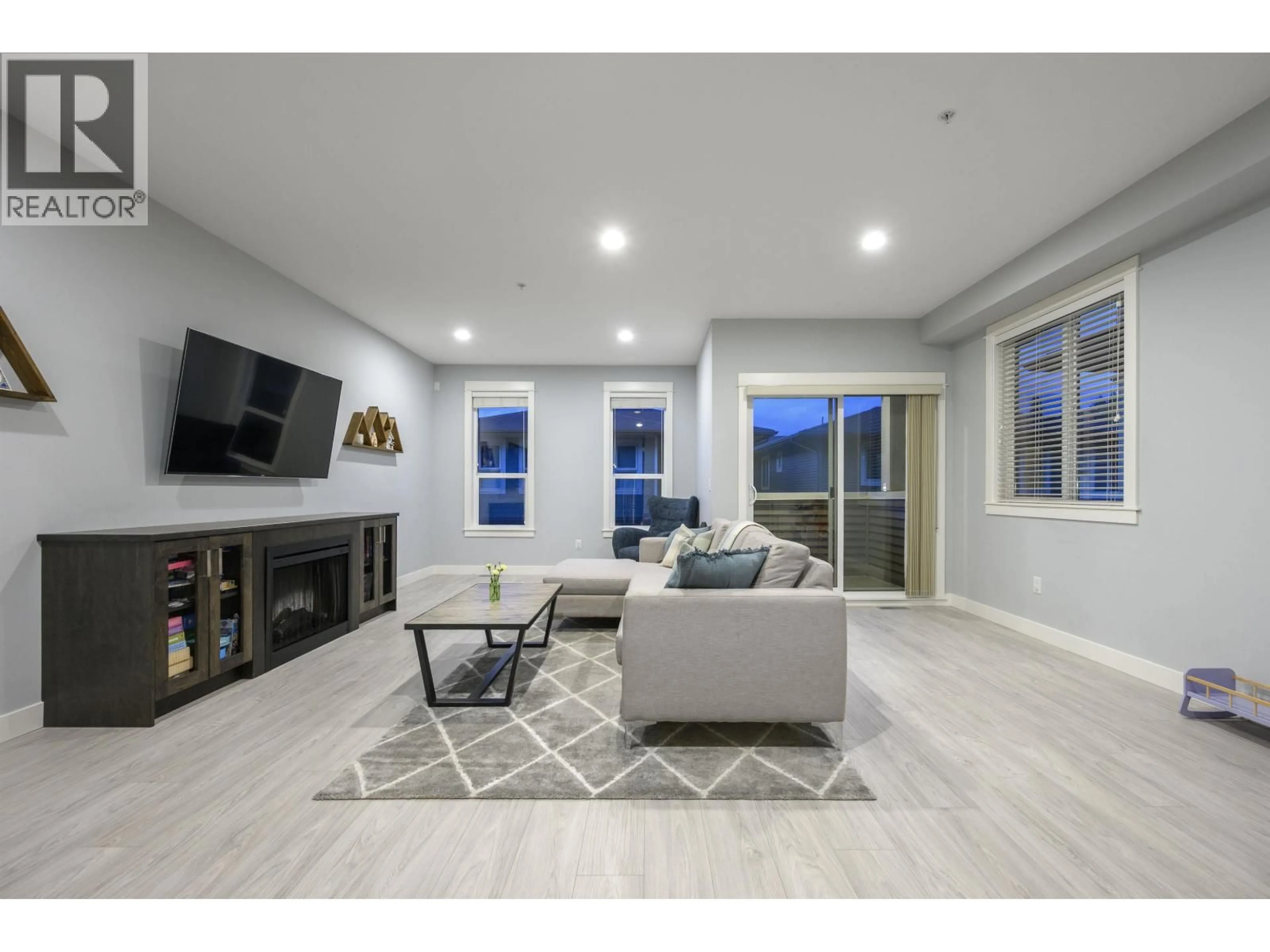 Living room with furniture, ceramic/tile floor for 53 - 10480 248 STREET, Maple Ridge British Columbia V2W0J4