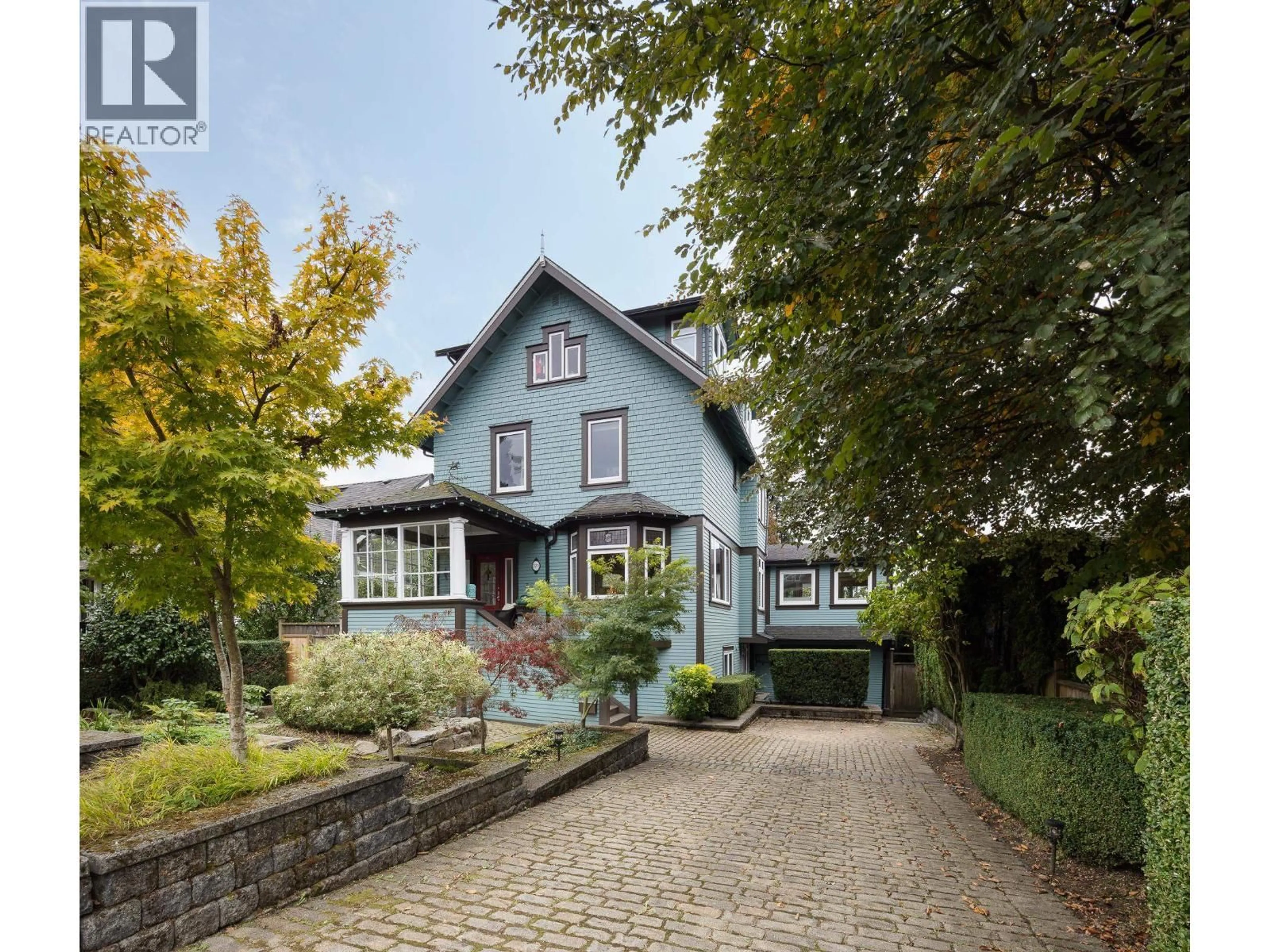 Unknown for 529 11TH STREET, North Vancouver British Columbia V7L2H4